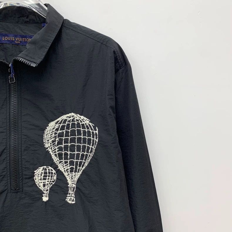 Louis Vuitton Louis Vuitton 23 long sleeve shirt with black hot air ball Size US XS / EU 42 / 0 - 3 Thumbnail