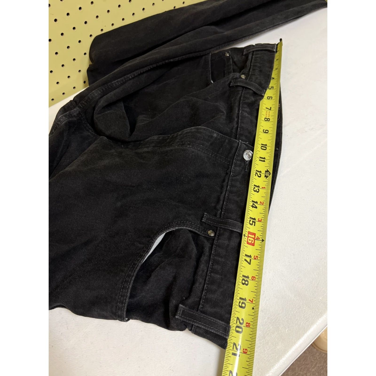 Levi's VINTAGE Levi's Jeans Mens 44 Black Loose Fit 545 Denim Pants 90s Casual 42x36 Mens Jeans Black 90s Levi's 545 Size US 44 / EU 60 - 7 Thumbnail