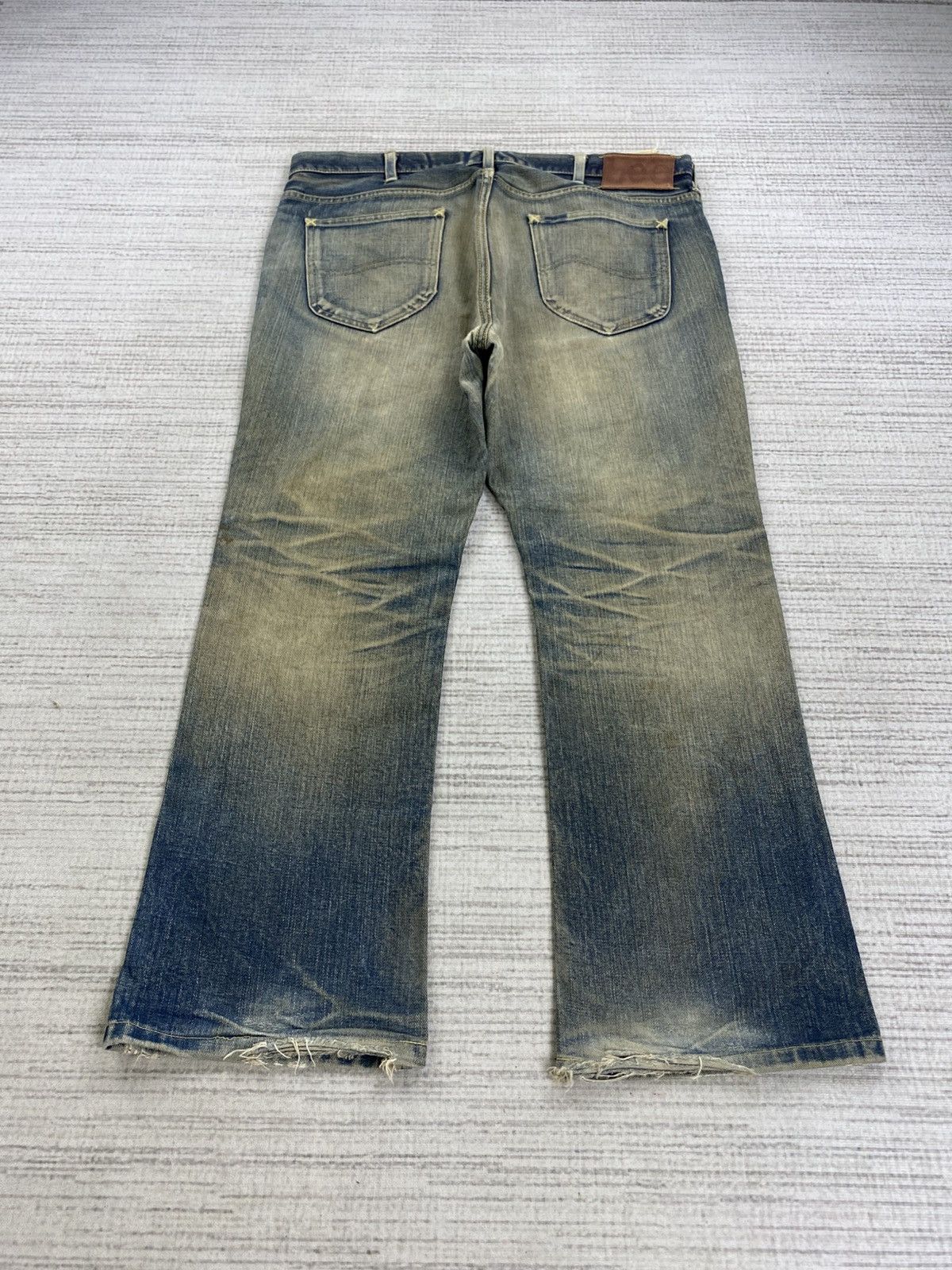 Lee × Vintage Vintage 90s Lee Japan Mud Wash Bootcut Distressed Denim Pant Size US 37 - 2 Thumbnail
