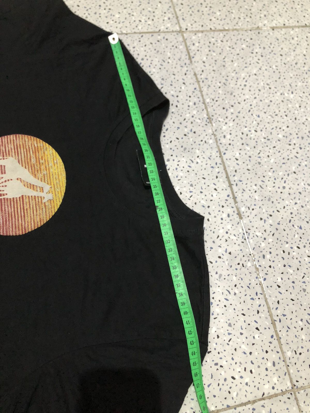 Dsquared2 × Vintage Dsquared2 Africa Black T-Shirt Size M / US 6-8 / IT 42-44 - 10 Thumbnail