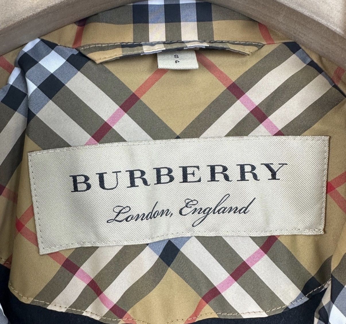 Burberry Burberry / Classic Plaid Zip-up Batwing Sleeve Jacket K12 Size US S / EU 44-46 / 1 - 4 Thumbnail