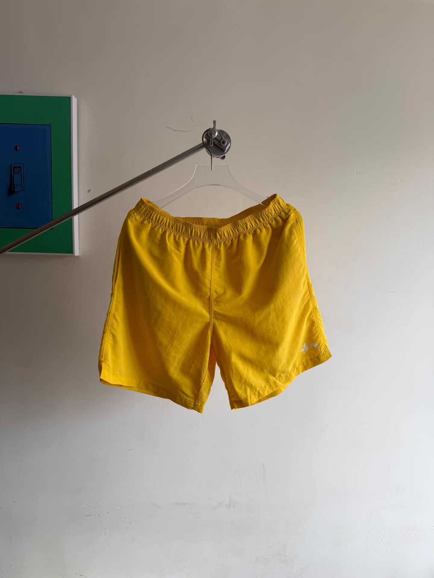 Stussy STUSSY Yellow Surf Shorts Q17 Size US 34 / EU 50 - 1 Thumbnail