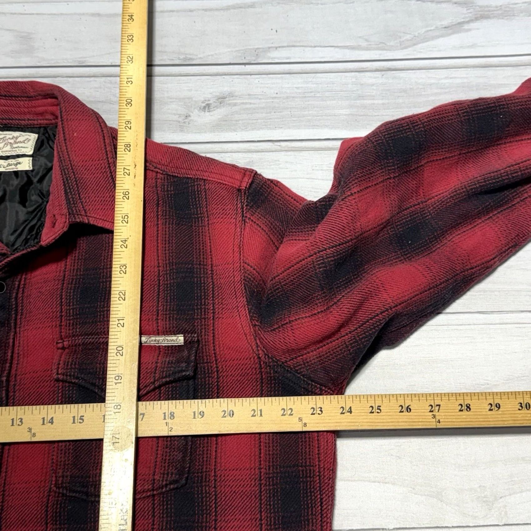 Lucky Brand Lucky Brand Shacket Mens XL Red Plaid Quilted Flannel Jacket Size US XL / EU 56 / 4 - 6 Thumbnail