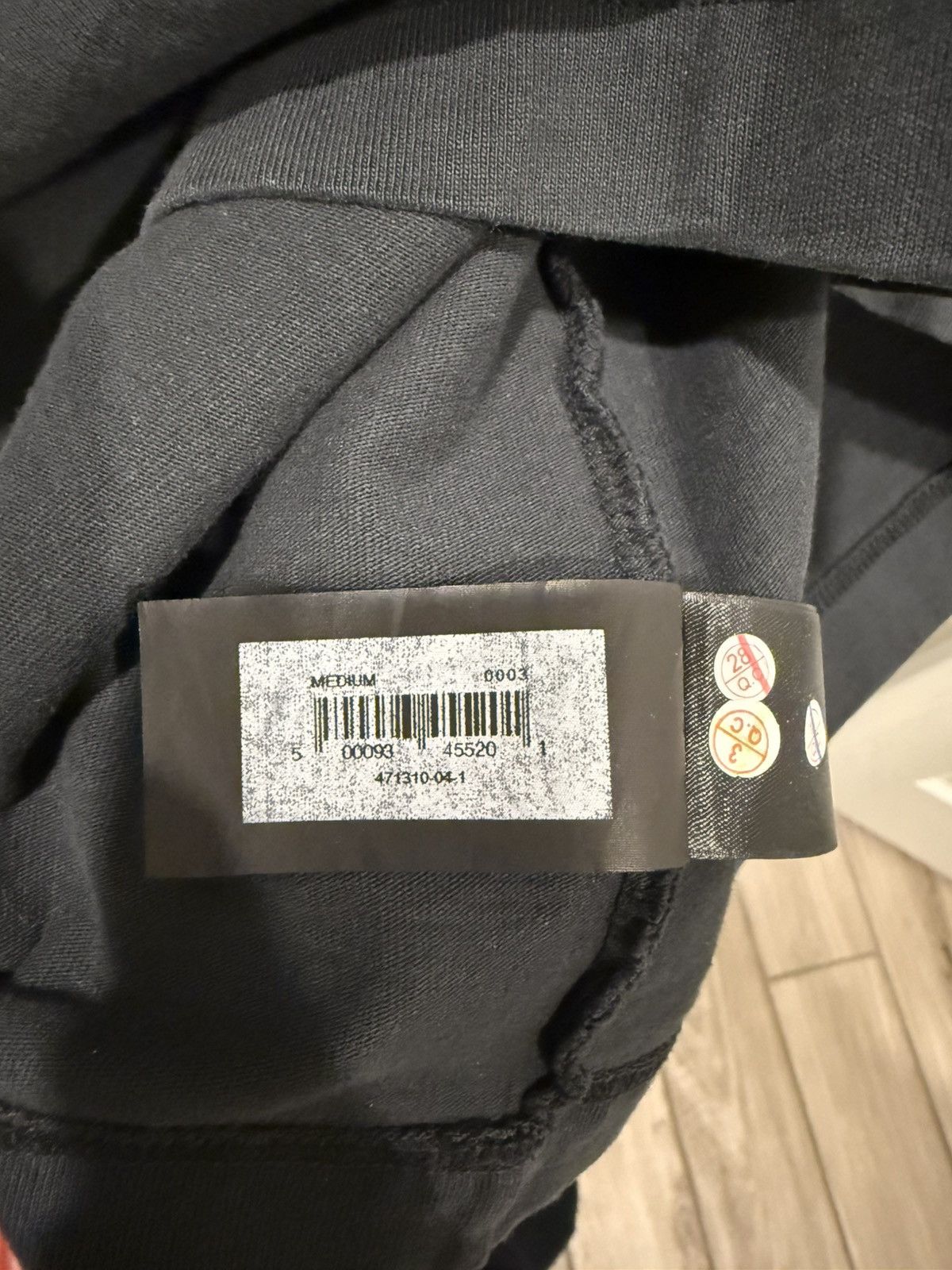 Gap × Yeezy Yeezy x gap x balenciaga 3/4 sleeve Size US M / EU 48-50 / 2 - 4 Thumbnail