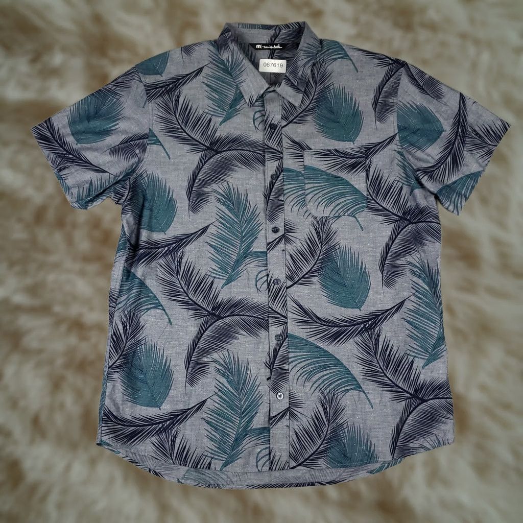 TravisMathew Travis Mathew Shirt Mens XL Blue Leaf Print Button Up Short Sleeve Size US XL / EU 56 / 4 - 1 Thumbnail