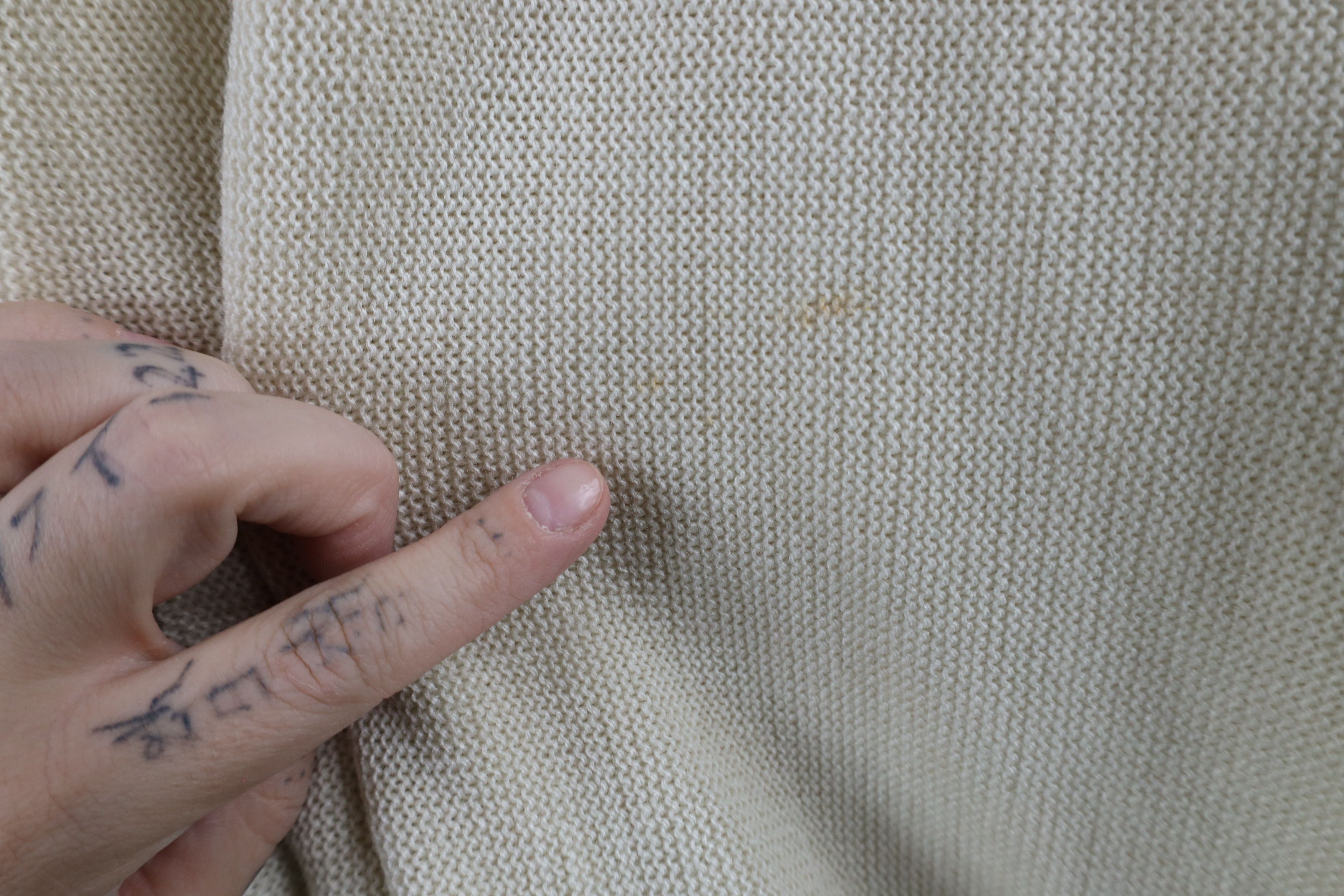 Vintage Vintage 90s Streetwear Knit Cardigan Sweater Beige Acrylic Size US XL / EU 56 / 4 - 7 Thumbnail
