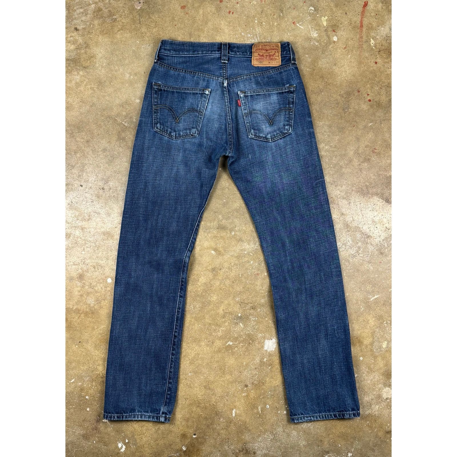 Levi's Levi’s 501 Men’s Jeans 29x32 Straight Leg Button Fly Denim Size US 29 - 2 Thumbnail