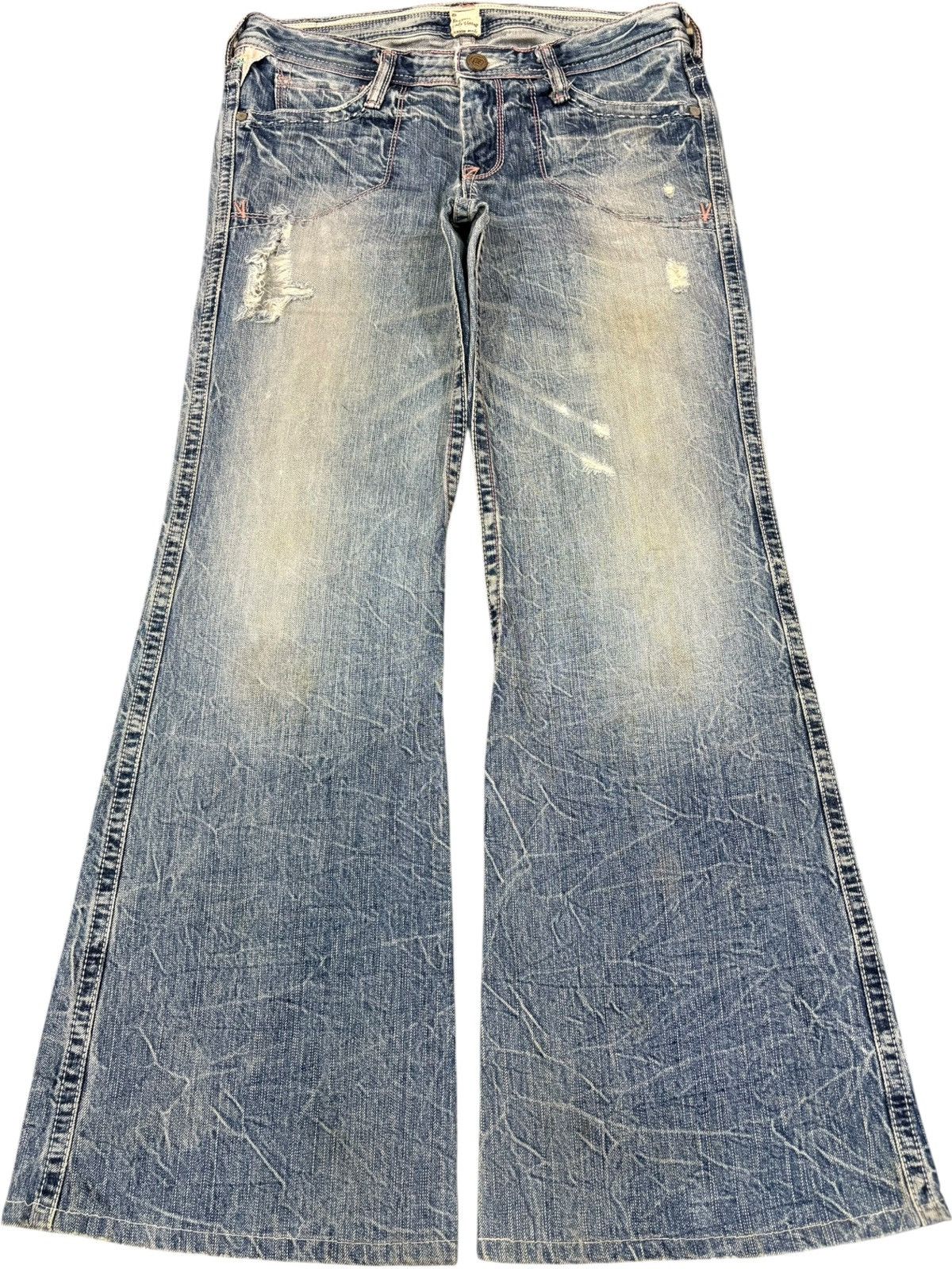 Japanese Brand Vintage Japanese Brand Crack Wash Distressed Flare Jeans Size 31" - 1 Thumbnail