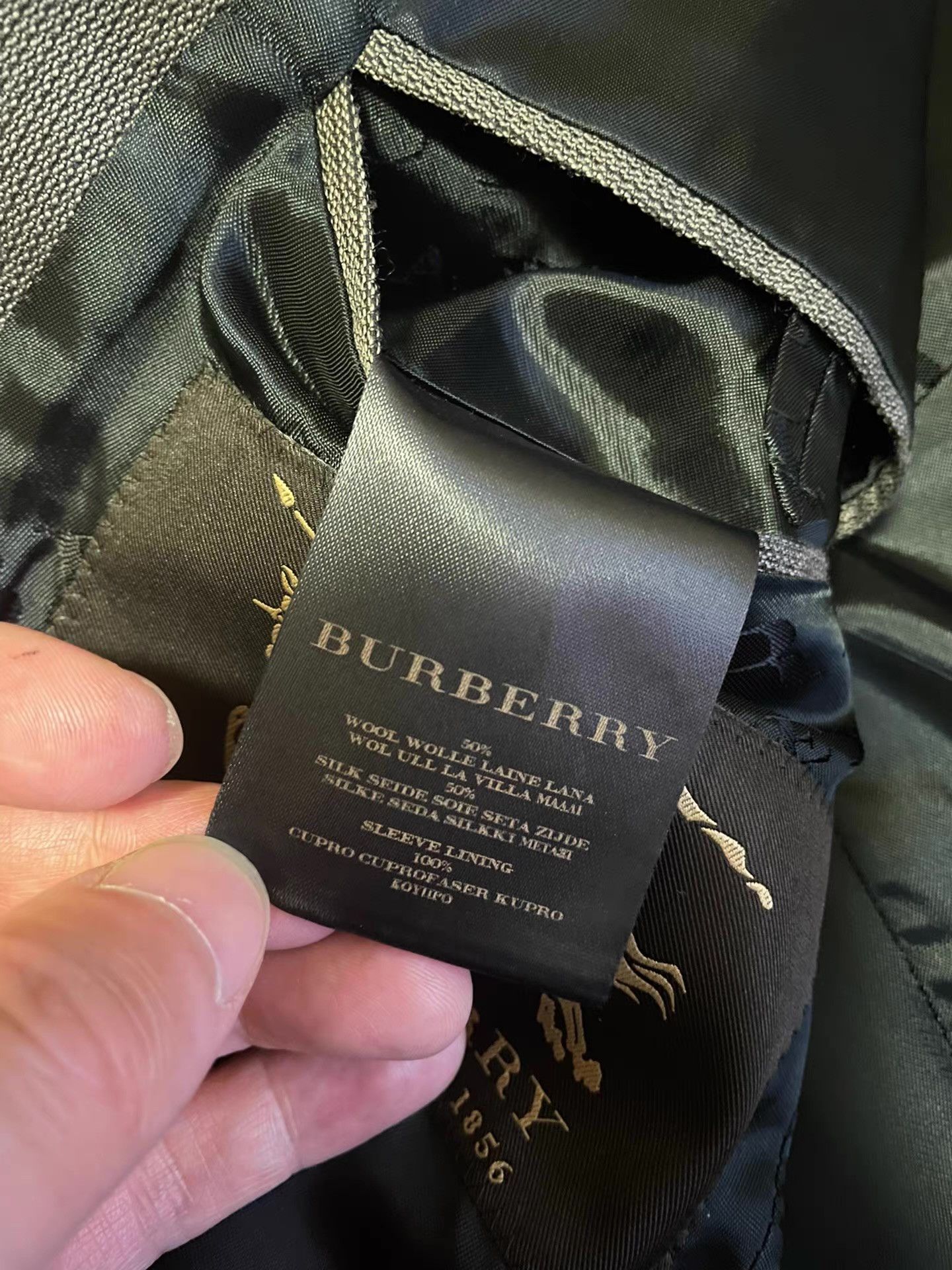 Burberry Burberry Grey Wool & Silk Blazer. Size 48R - 8 Thumbnail