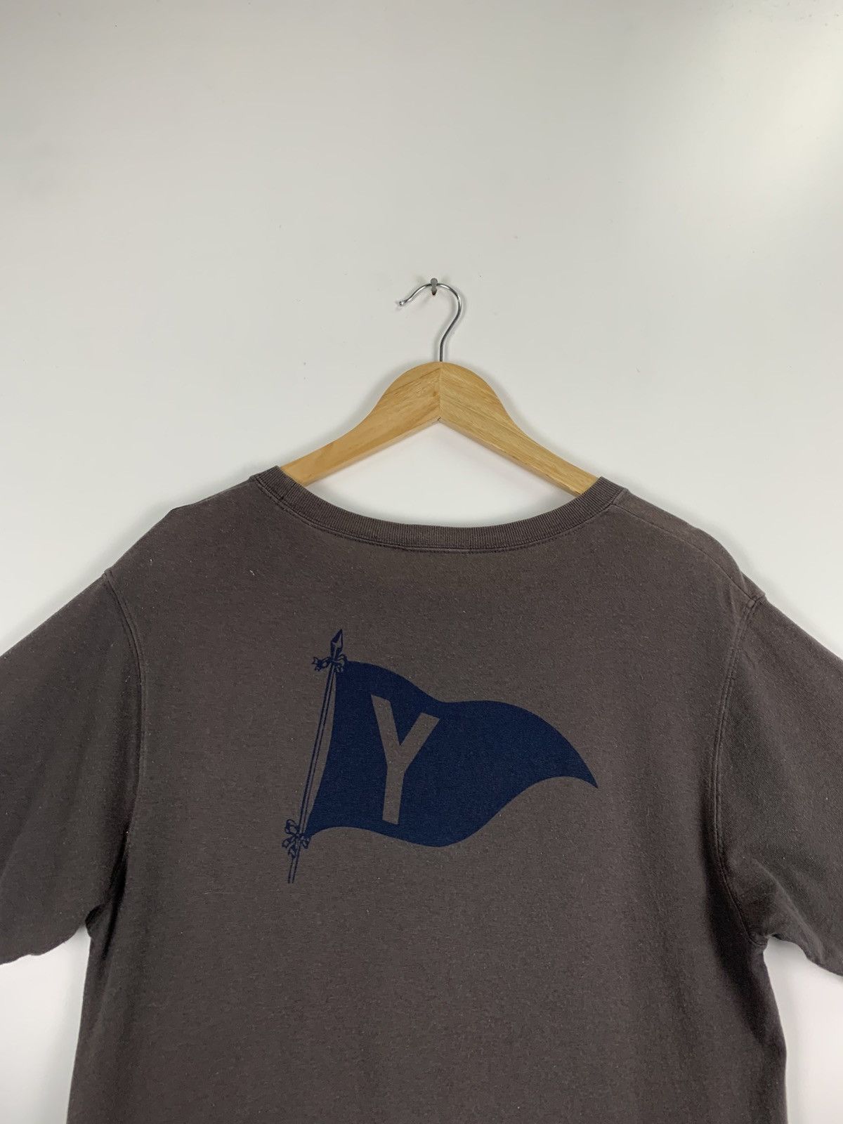 Vintage Yale University tee Size US S / EU 44-46 / 1 - 9 Thumbnail