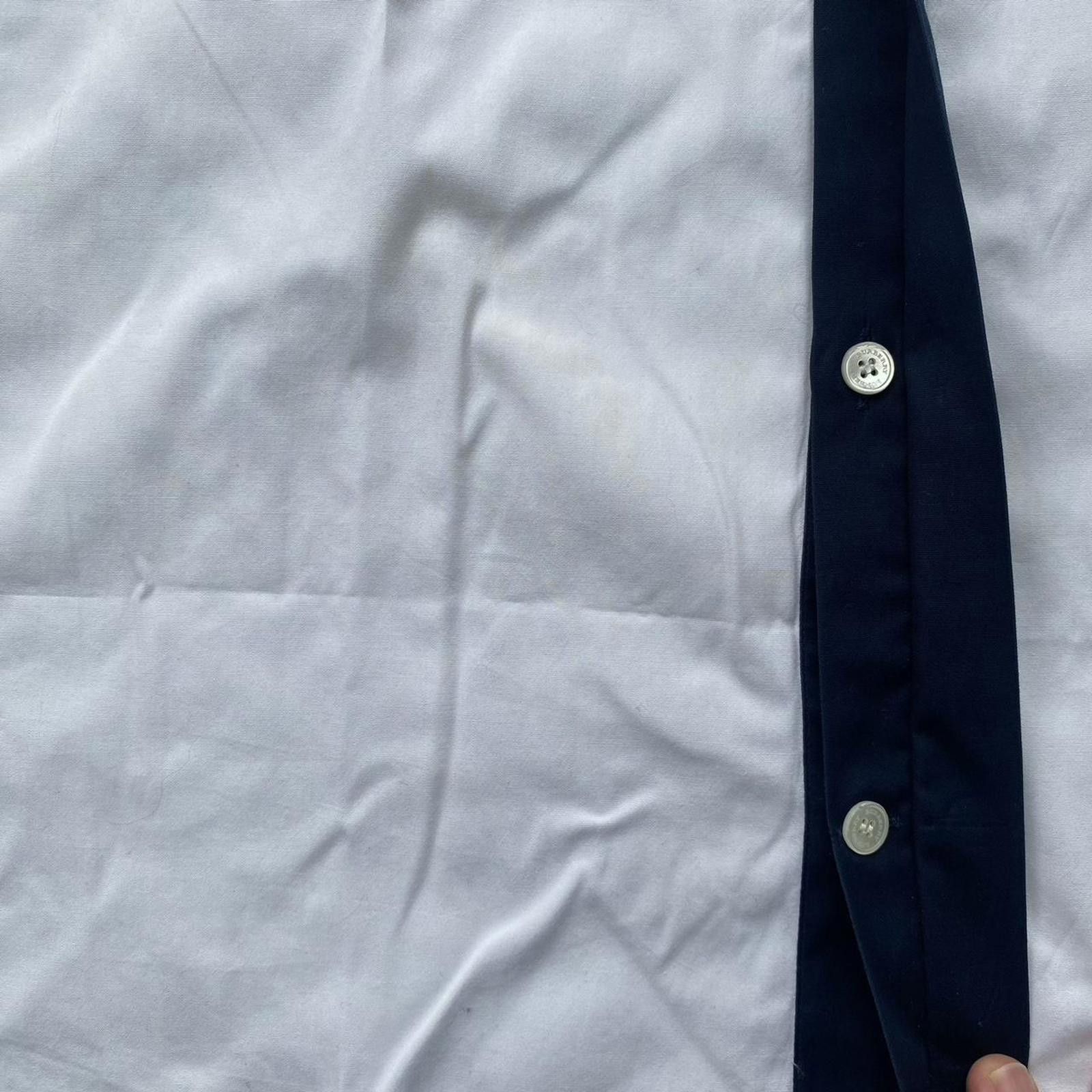 Burberry Burberry Concealed Button Up Shirt Size US L / EU 52-54 / 3 - 3 Thumbnail