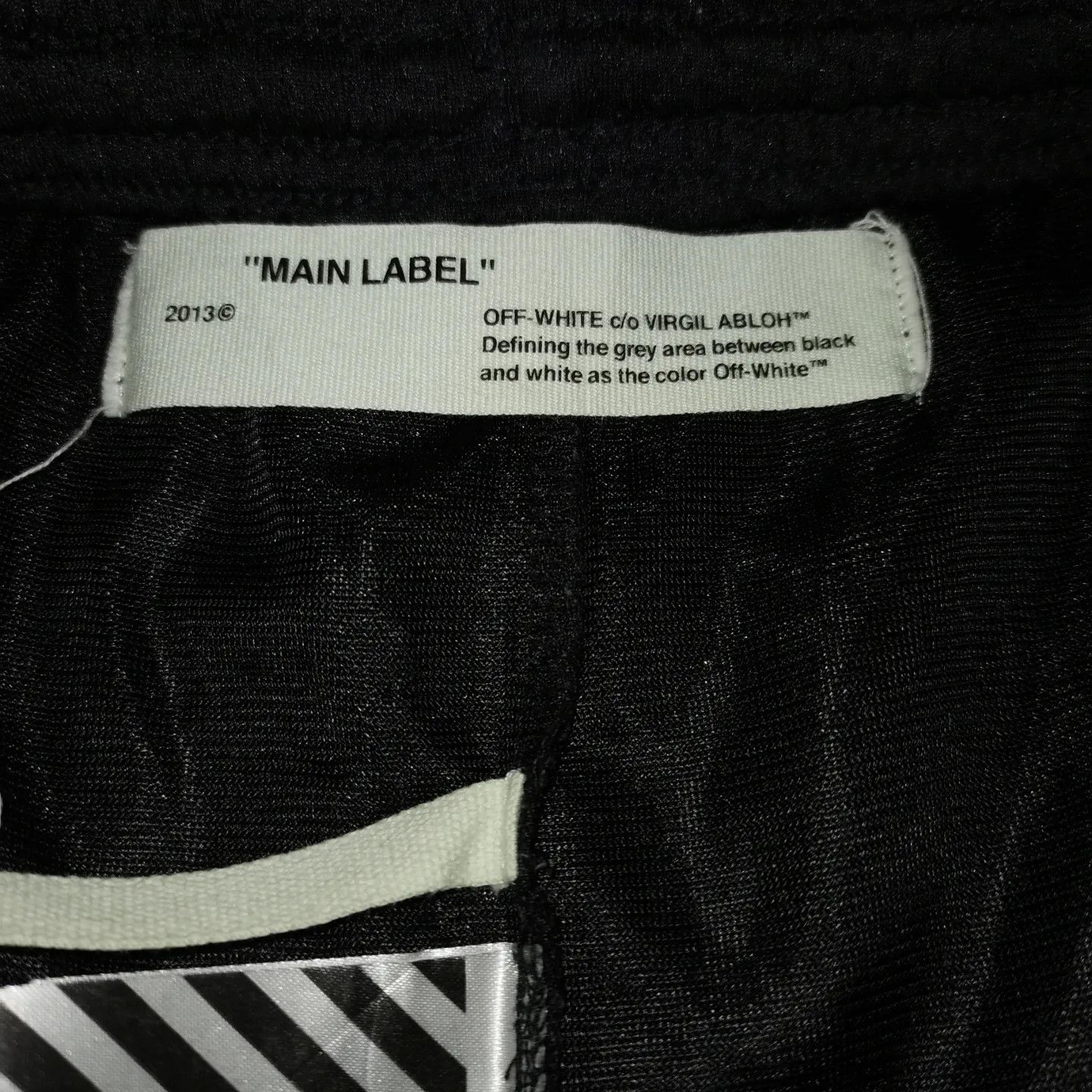 Off-White × Virgil Abloh Off white black heavy spray diagonal mesh shorts Size US 31 - 10 Thumbnail