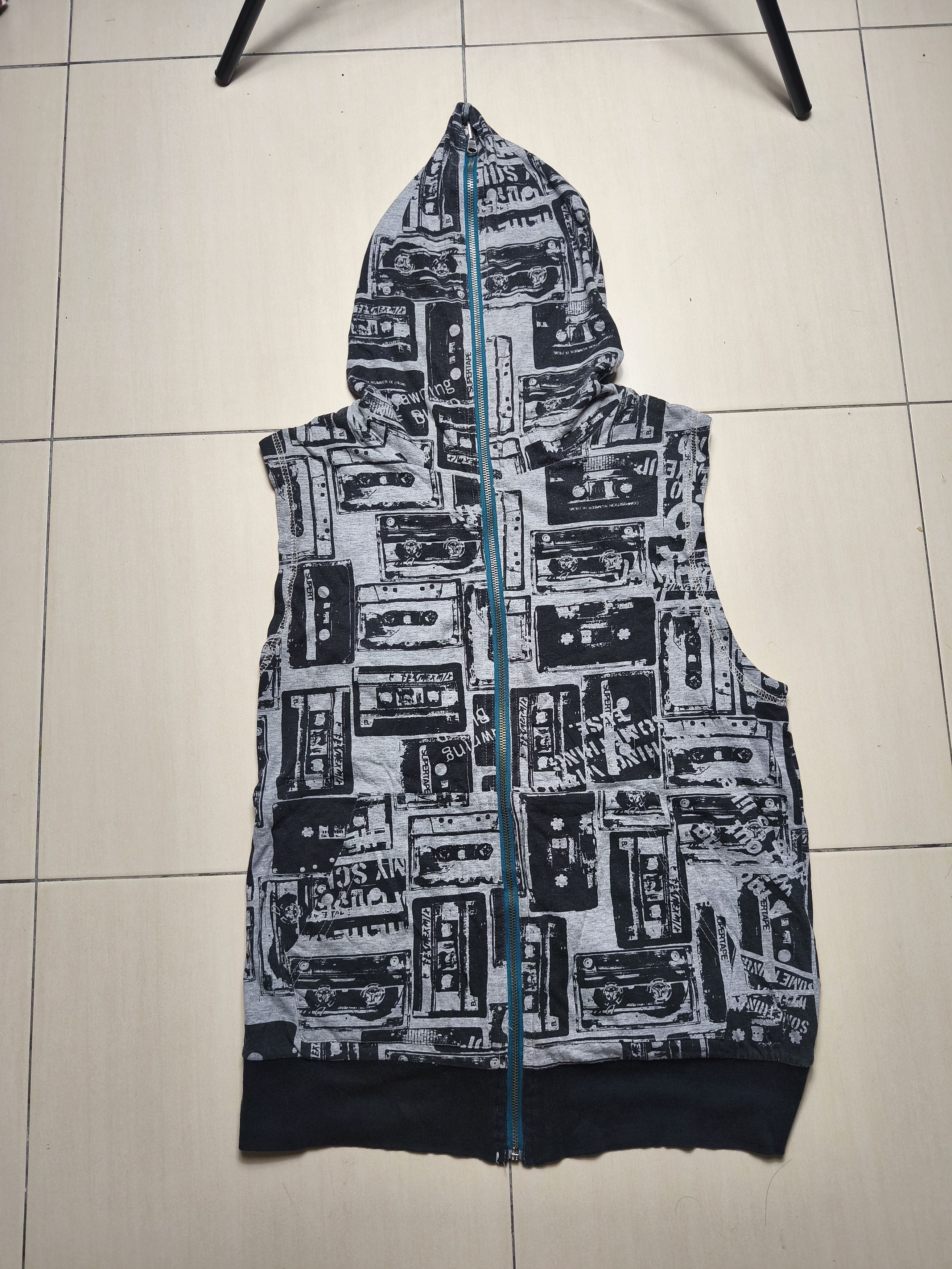 Japanese Brand Quash full zip sleeve less hoodie reversible full print L Size US L / EU 52-54 / 3 - 2 Thumbnail