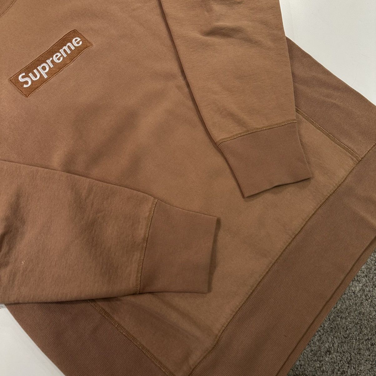 Supreme 2003 Khaki Box Logo Crewneck Size US L / EU 52-54 / 3 - 5 Thumbnail