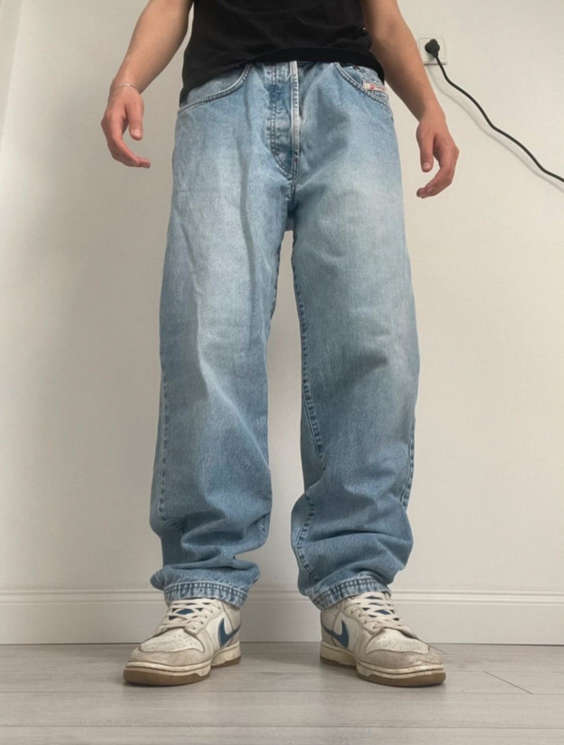 Diesel × Vintage Diesel baggy jeans Size US 33 - 2 Thumbnail