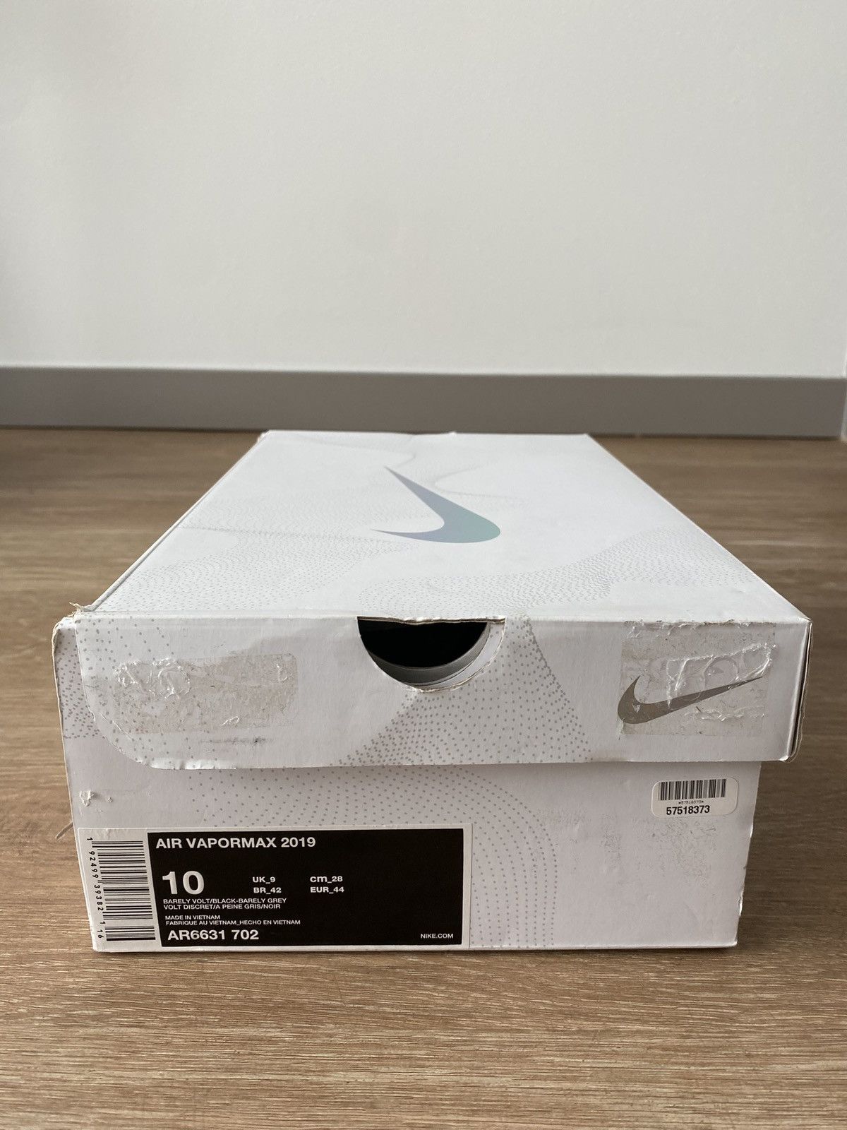 Nike Nike Air VaporMax 2019 Barely Volt Size US 10 / EU 43 - 10 Thumbnail