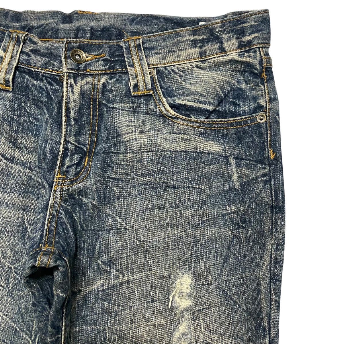 semanticdesign Semantic Design Distressed Denim Flare Jeans Size US 31 - 6 Thumbnail