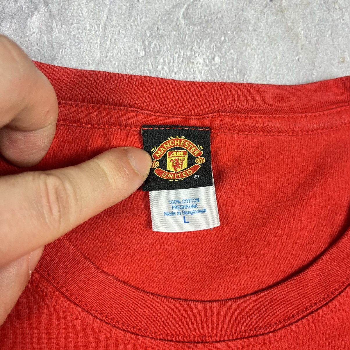 Vintage Vintage Manchester United T-Shirt DHL Red soccer football Size US L / EU 52-54 / 3 - 6 Thumbnail