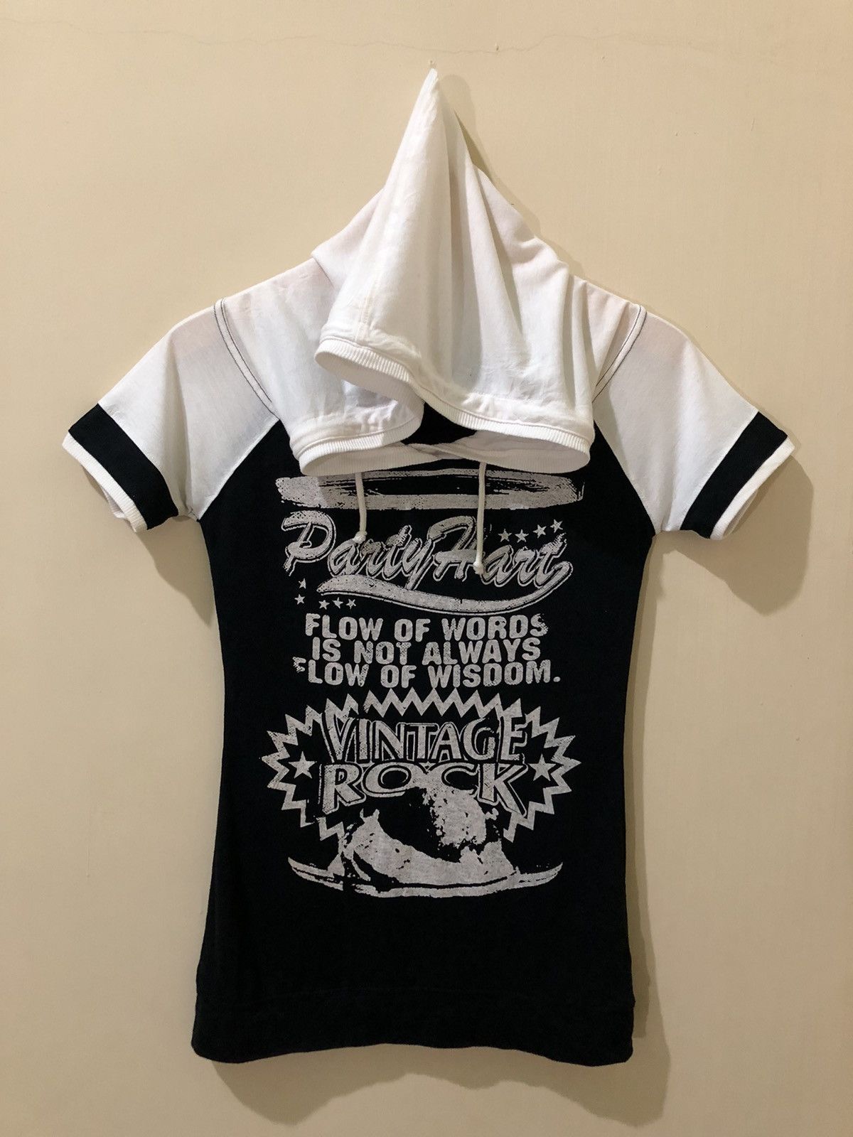 Vintage One Heart Beat Japanese Poem Hoodie Short Sleeve Vintage Size M / US 6-8 / IT 42-44 - 1 Thumbnail