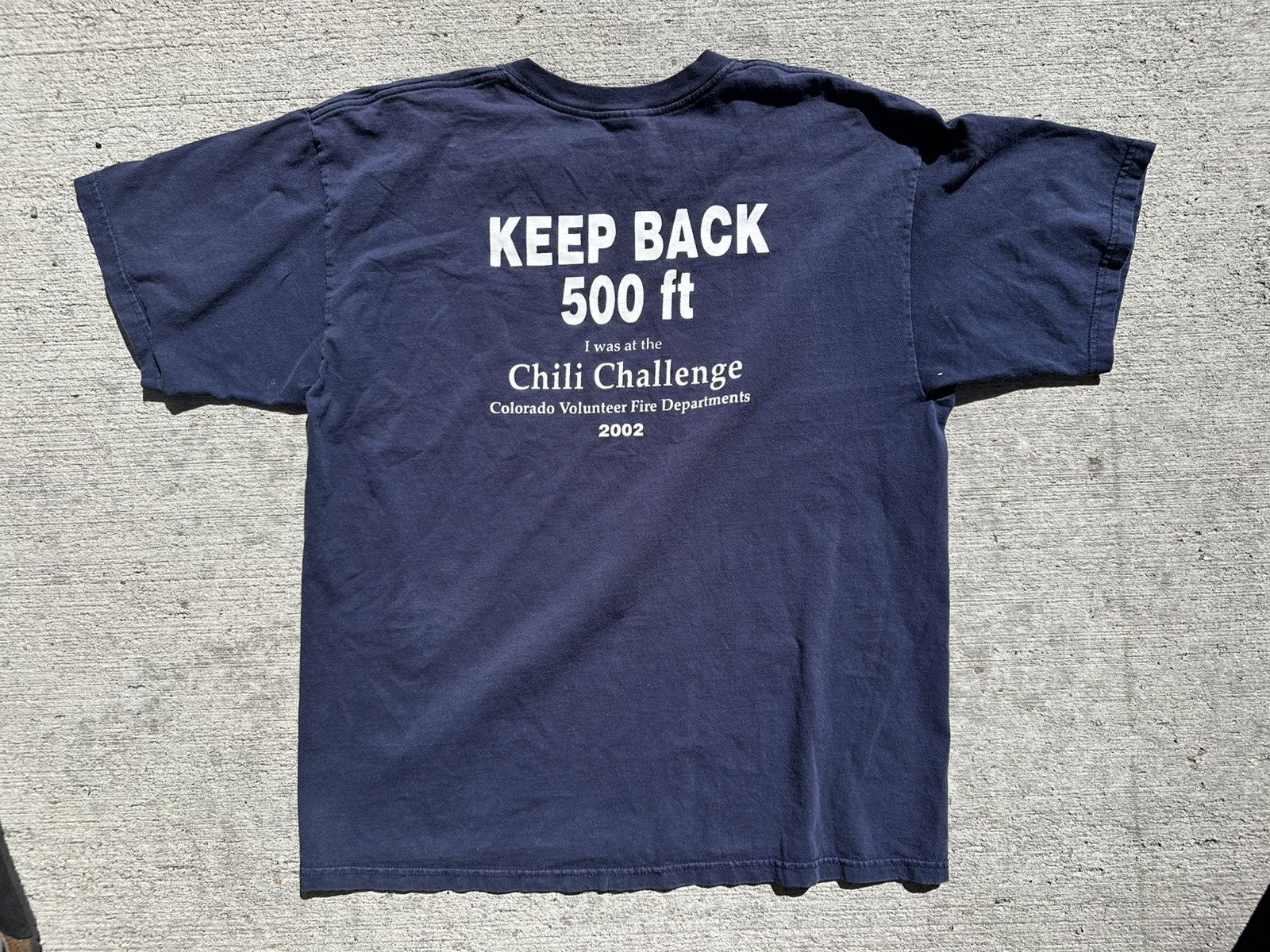 Gildan Vintage “Keep 500 Feet Back” Tee Size US XL / EU 56 / 4 - 2 Thumbnail