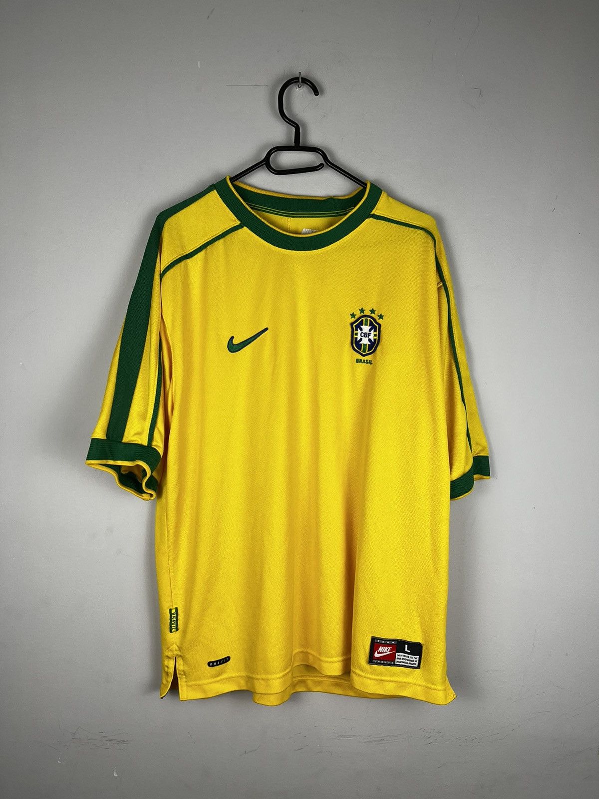 Nike × Vintage 90s Nike Brazil 1998 home Jersey Size US L / EU 52-54 / 3 - 1 Thumbnail