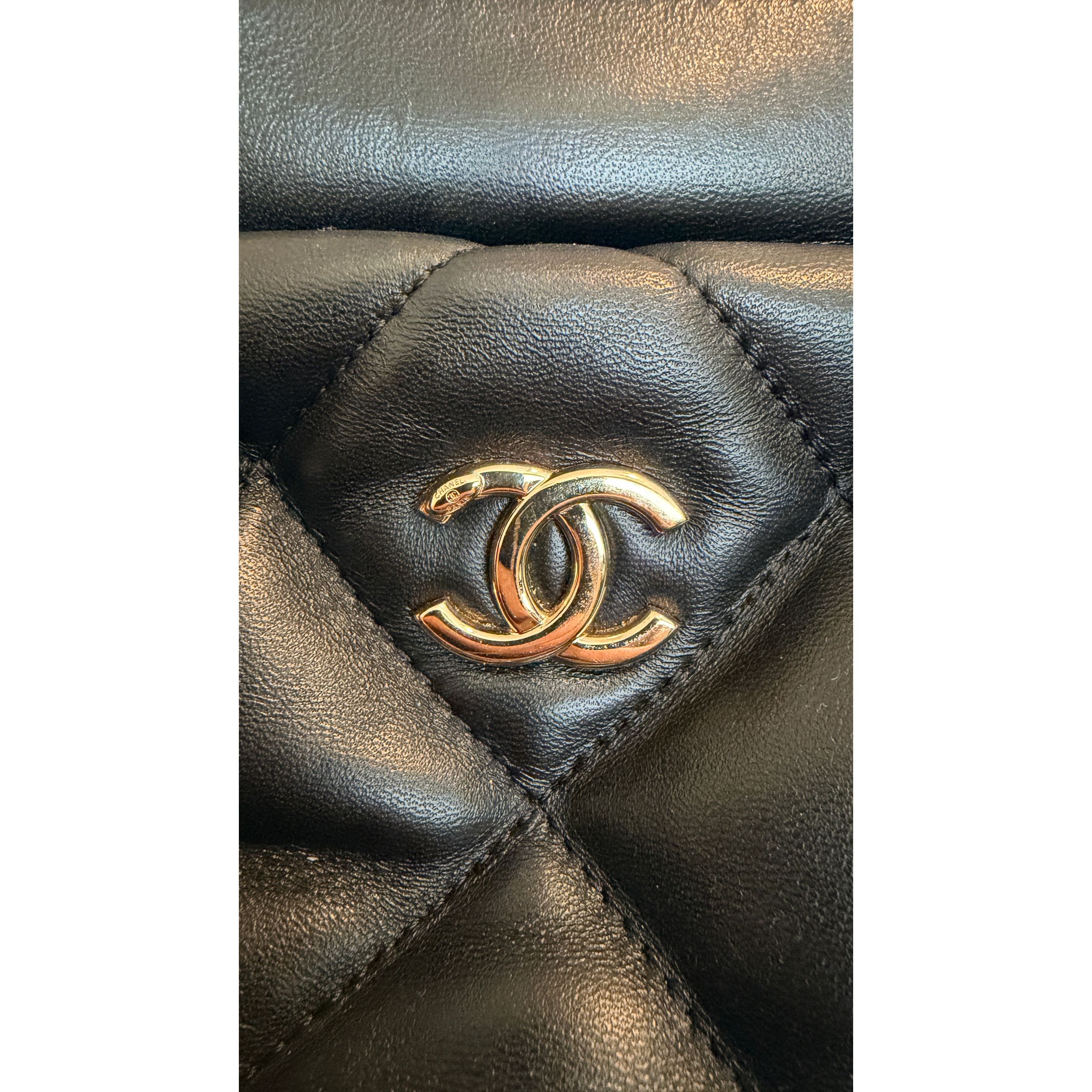Chanel CHANEL BLACK QUILTED BOWLING CHAIN BAG Size ONE SIZE - 11 Thumbnail