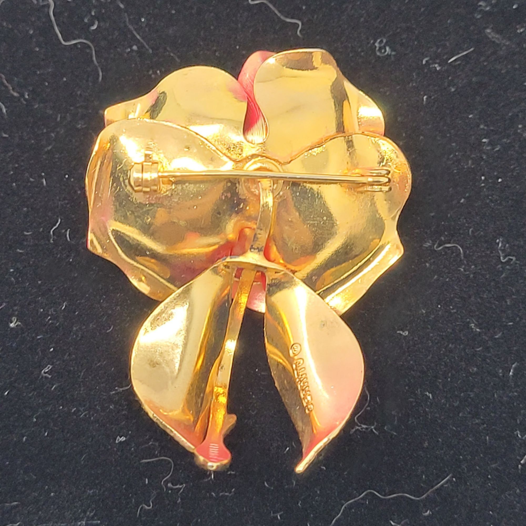 Vintage Vintage Signed Gerrito Red Satin Enamel Rose Brooch Pin Gold Size ONE SIZE - 5 Thumbnail