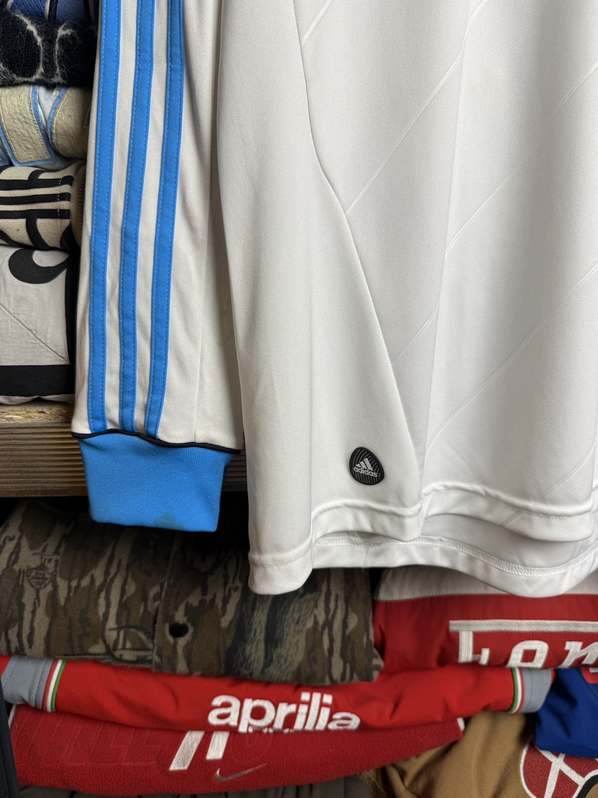 Adidas Liverpool Away Football Jersey Adidas Soccer Retro SUAREZ #7 Size US S / EU 44-46 / 1 - 4 Thumbnail