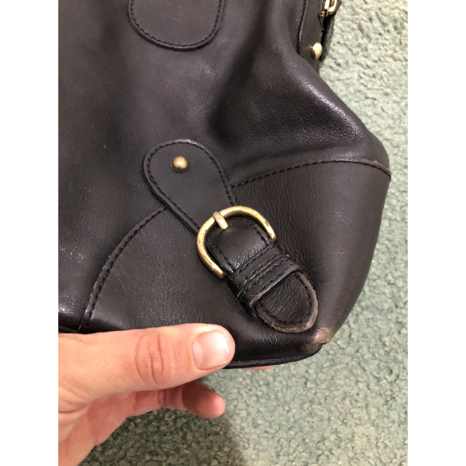 Banana Republic VINTAGE Banana Republic Leather Handbag Purse Hobo Bag Women Large Black Gold Hardware 18 in W x 14 in H, 4 in D RN 54024 CA 17897 Size ONE SIZE - 2 Thumbnail