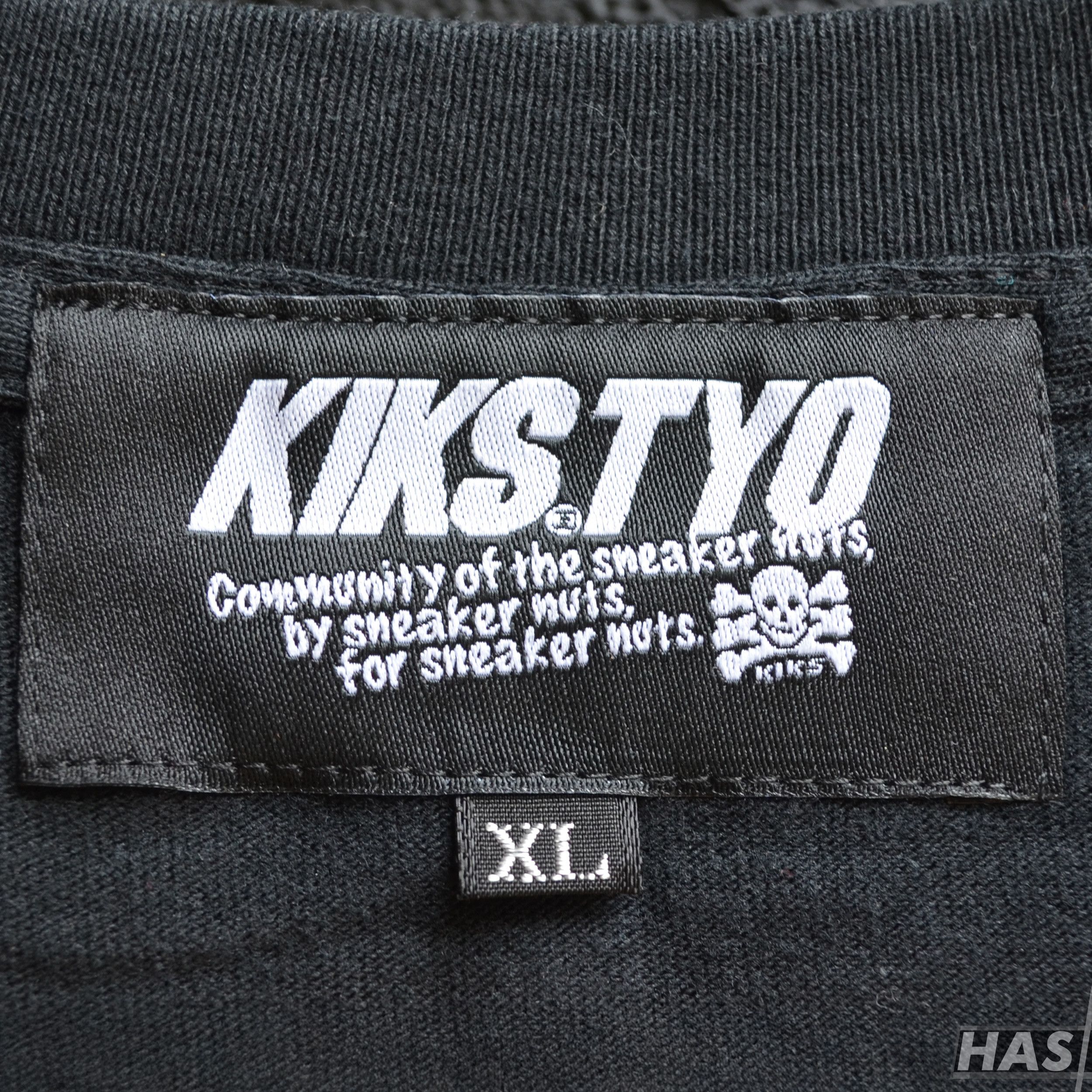 KIKS TYO rare limited tshirt KIKS TYO X SNEAKER FREAKER new Size US XL / EU 56 / 4 - 3 Thumbnail