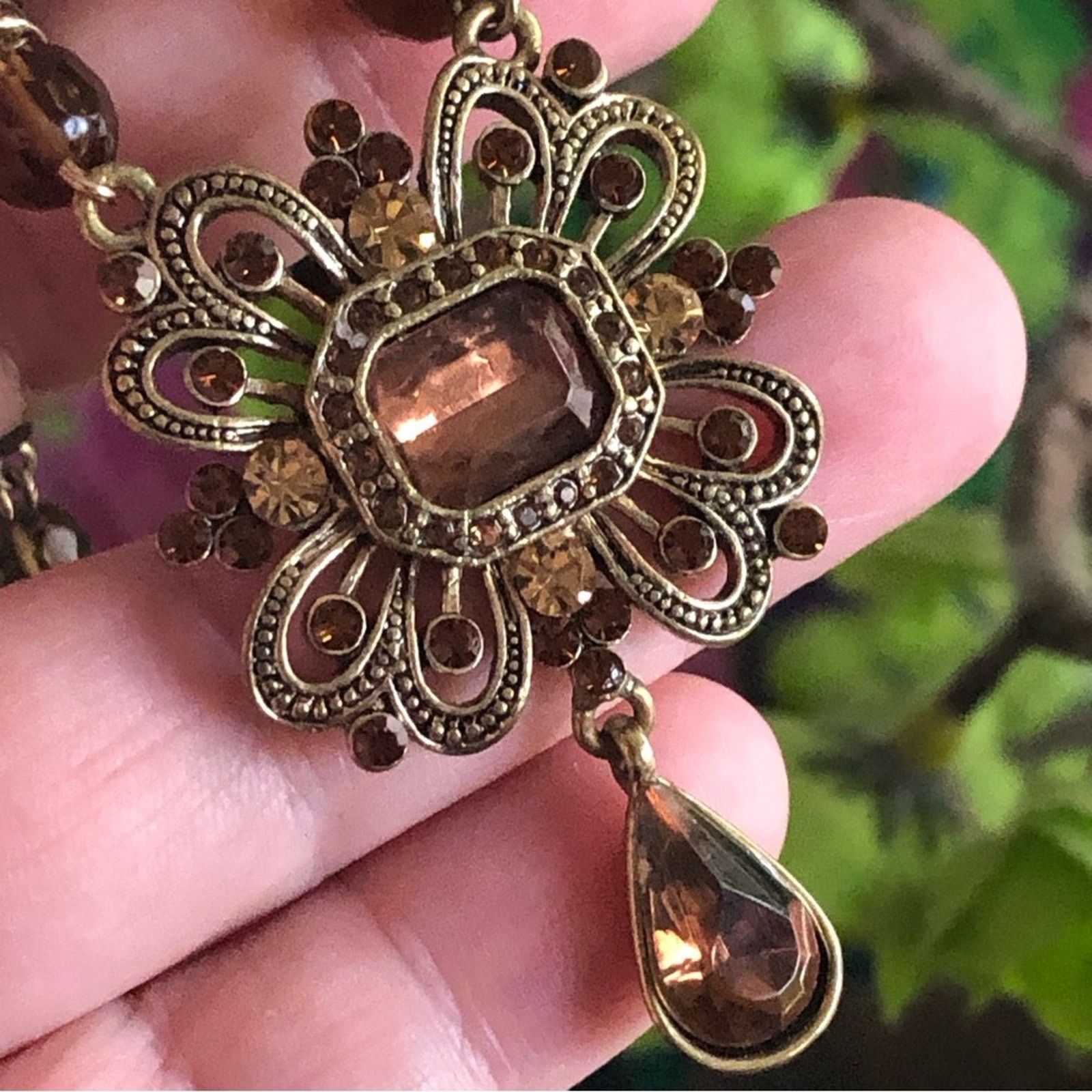 Vintage Vintage Avon brown topaz elegant chandelier style necklace Size ONE SIZE - 11 Thumbnail