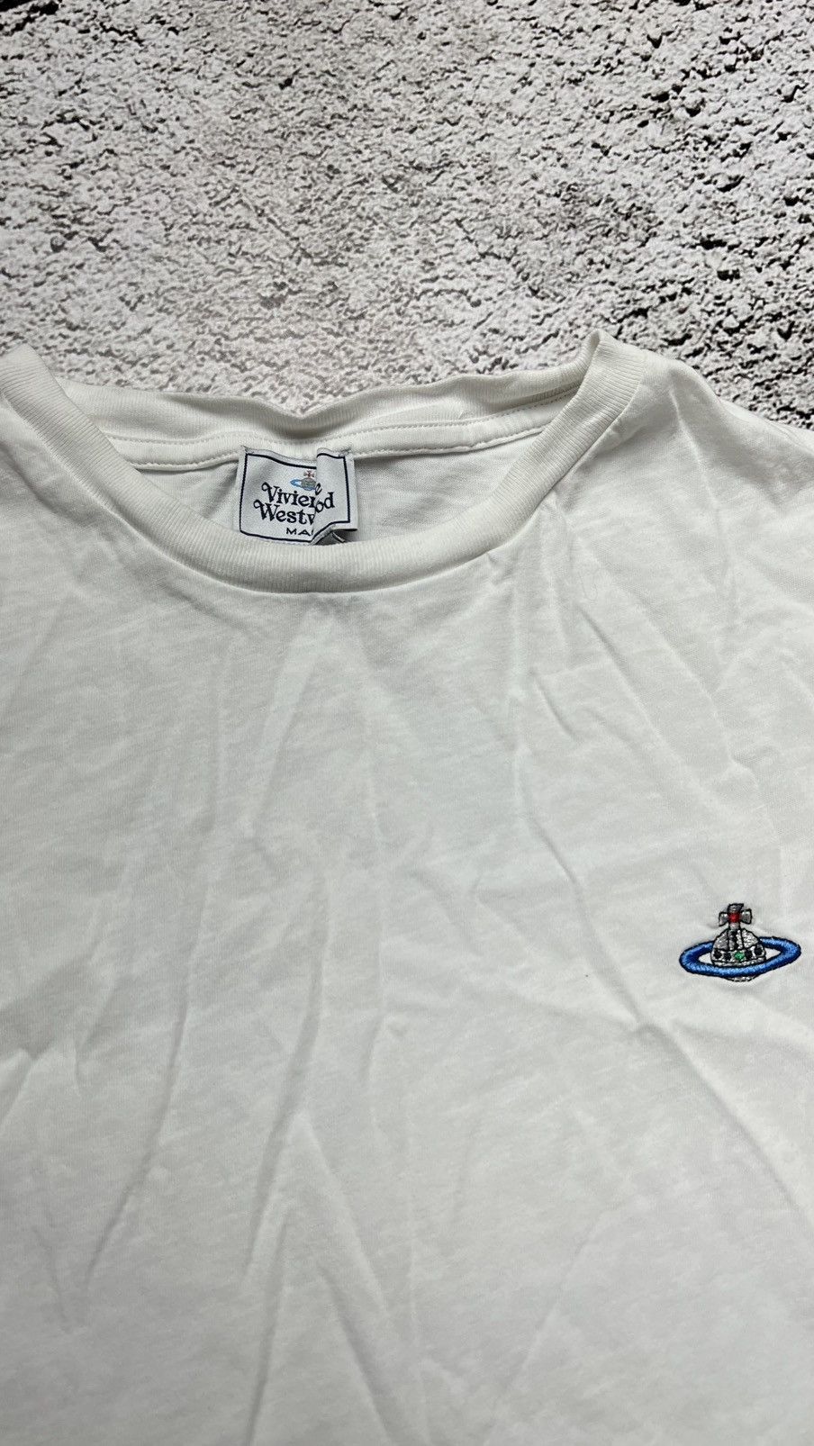 Vivienne Westwood Vivienne Westwood small logo tee size XL fits on L Size US L / EU 52-54 / 3 - 3 Thumbnail