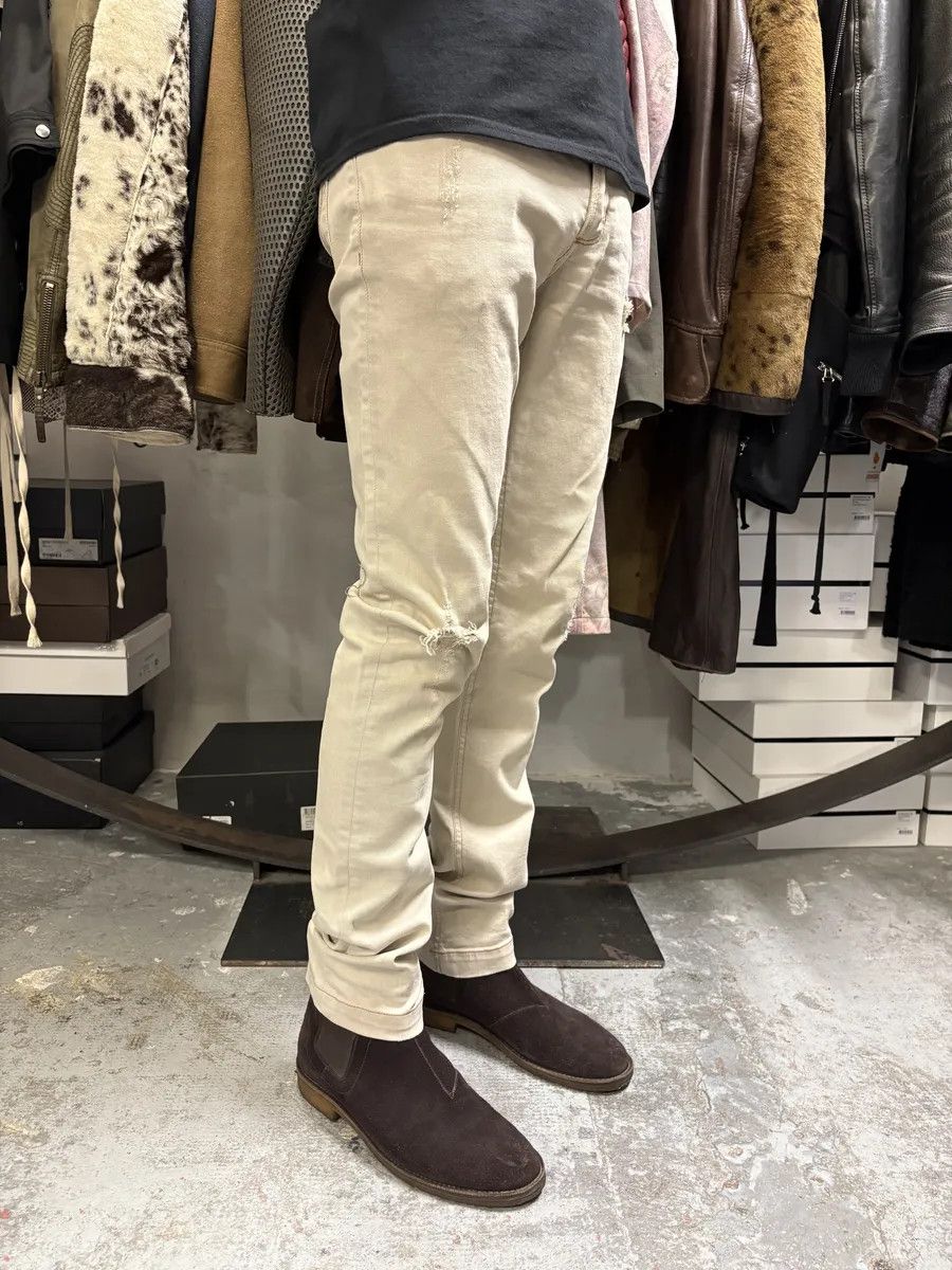 Dolce & Gabbana 2000s Dolce & Gabbana Beige Slim Distressed Pants Size US 31 - 4 Thumbnail