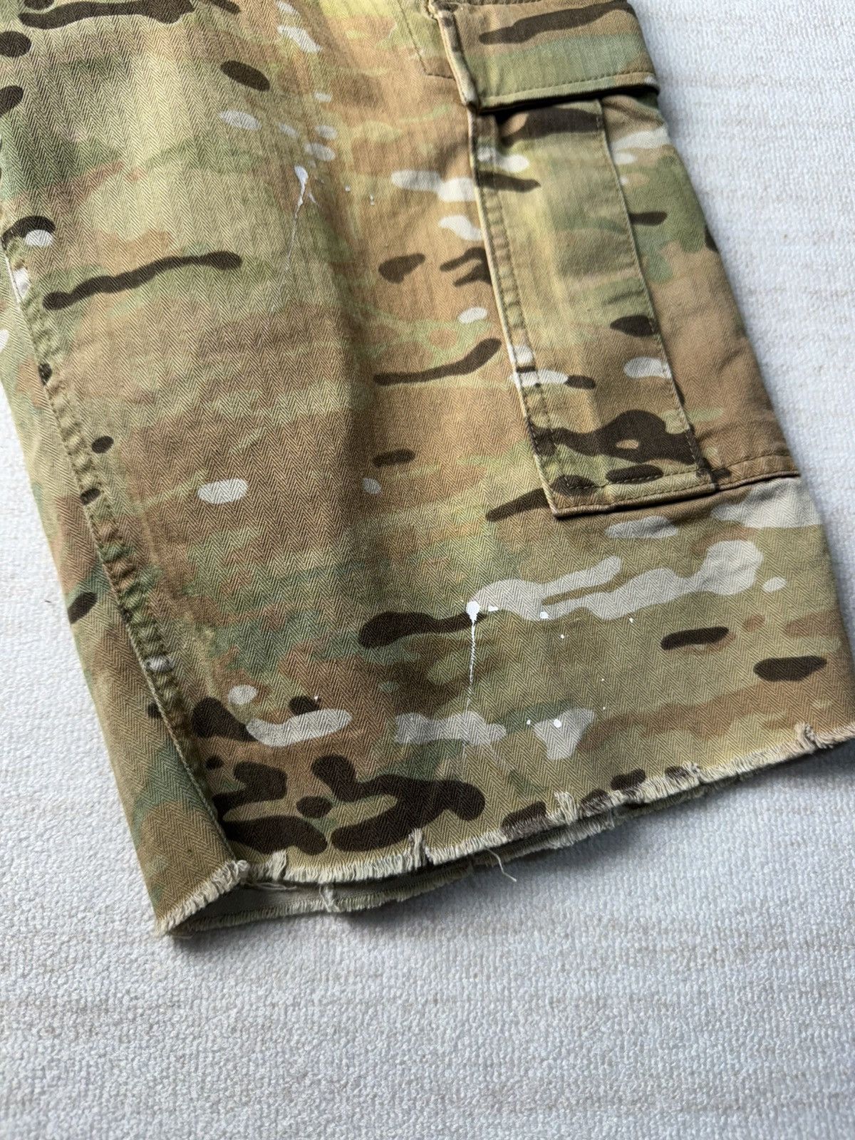 Sophnet. Camo cargo shorts Size US 32 / EU 48 - 2 Thumbnail