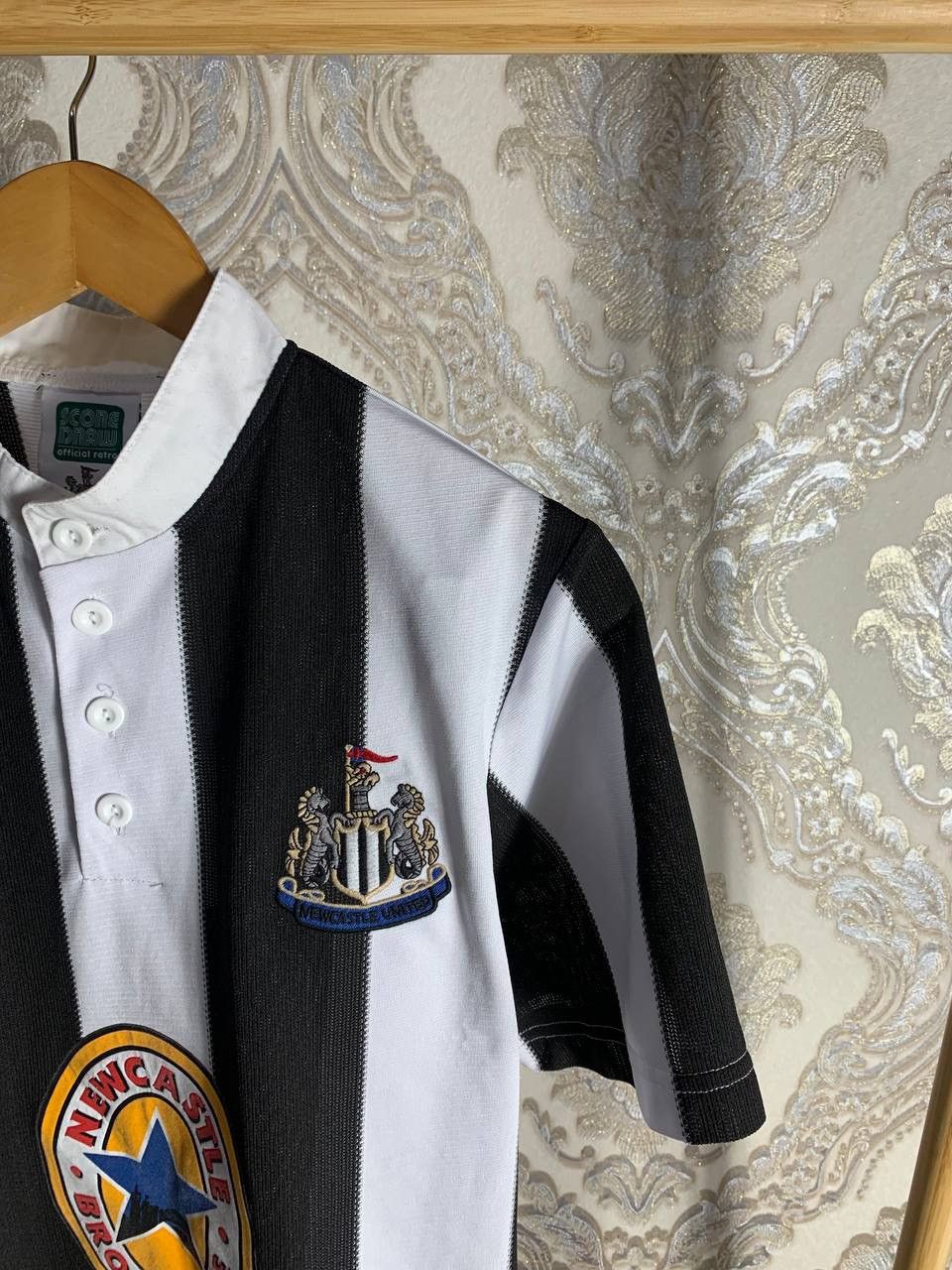 Vintage VERY RARE NEW CASTLE UNITED ENGLAND SOCCER JERSEY RETRO 90s Size US M / EU 48-50 / 2 - 2 Thumbnail