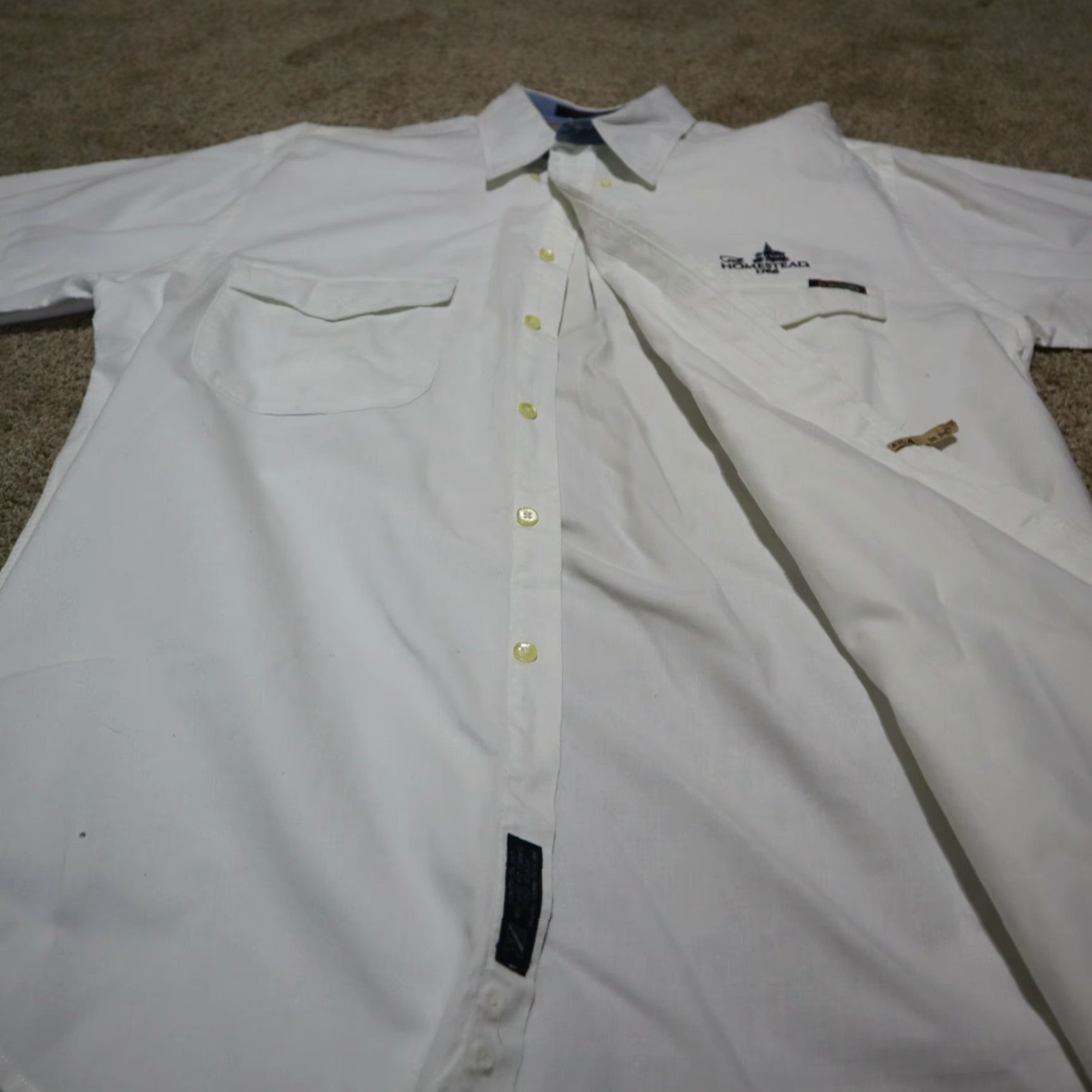 Cutter & Buck VINTAGE HOMESTEAD RESORT Shirt Men XL White Cutter & Buck Button-Up Short Sleeve Mens Shirt 80s? Size US XL / EU 56 / 4 - 3 Thumbnail