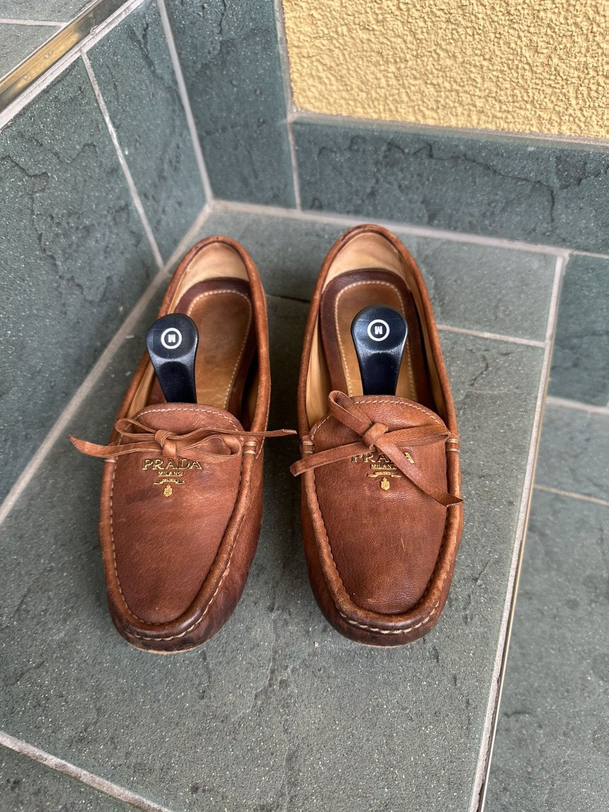 Prada Prada Leather Loafers Brown Low Made In Italy Luxury Rare 36 Size US 5.5 / IT 35.5 - 10 Thumbnail