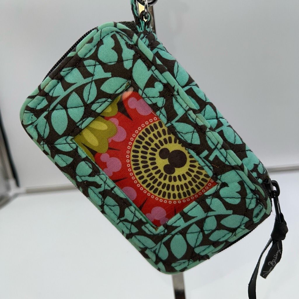 Disney Disney Parks Vera Bradley ID Wallet Wristlet Shower Vines Mi Size ONE SIZE - 1 Thumbnail