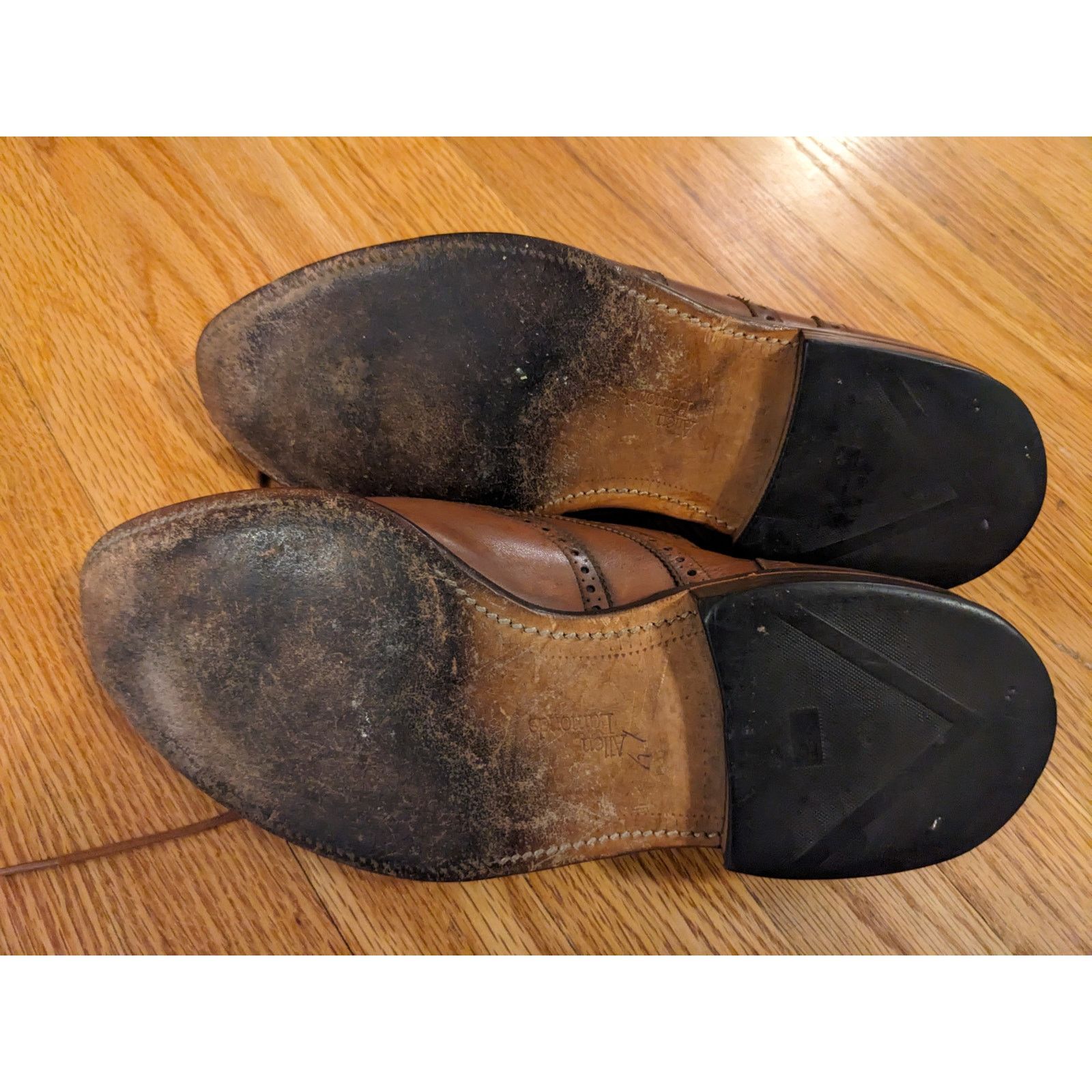 Allen Edmonds Allen Edmonds Dress Shoes Size US 9.5 / EU 42-43 - 3 Thumbnail