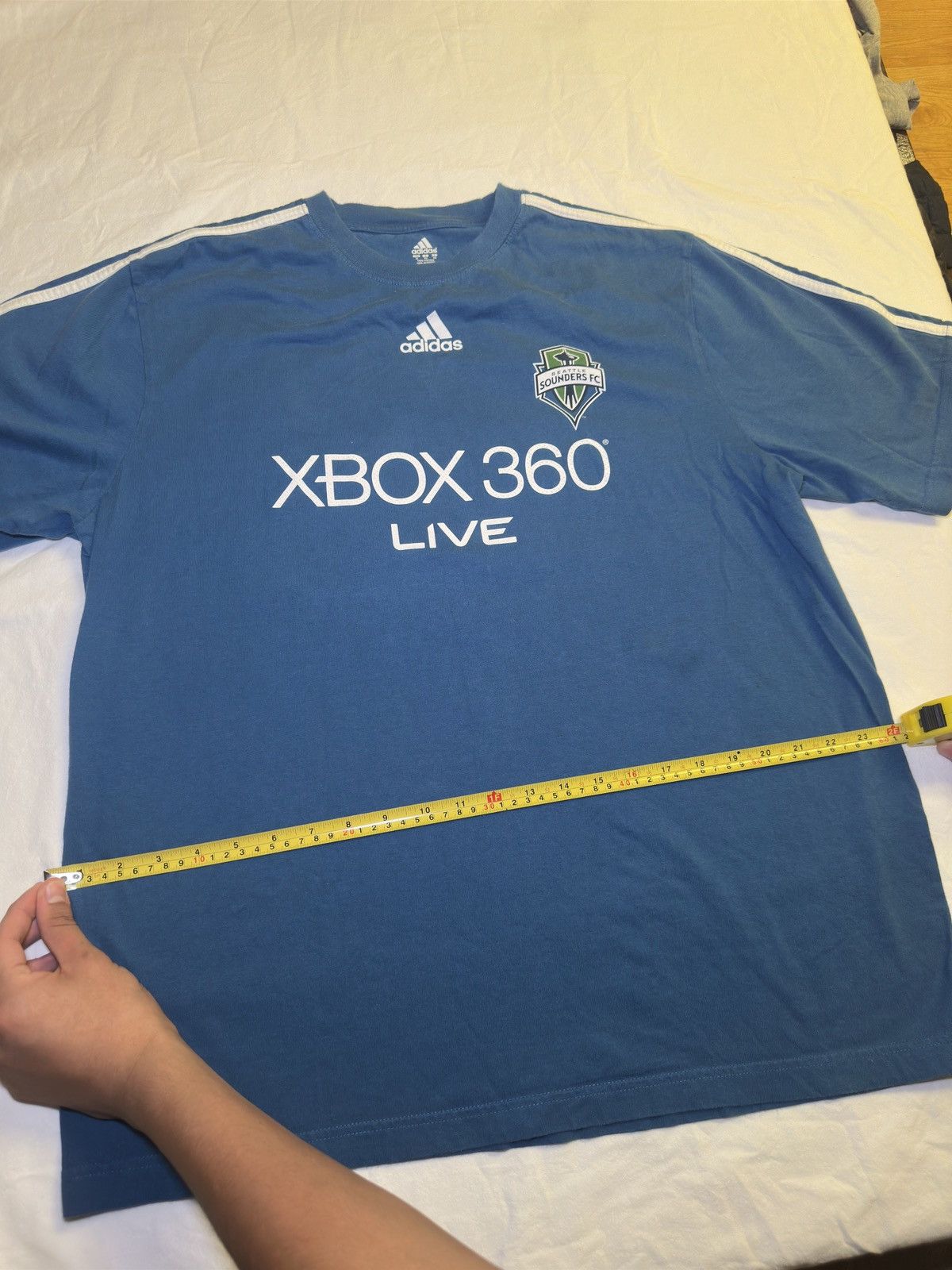 Vintage Vintage adidas and sounders t-shirt Size US XL / EU 56 / 4 - 6 Thumbnail