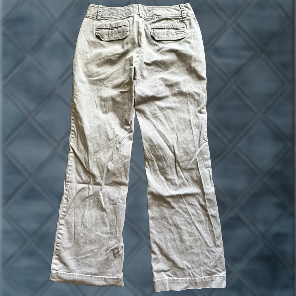 Calvin Klein CALVIN KLEIN Jeans Women Adult 2 Gray Straight Leg Denim Cotton Regular Fit Inseam 30.5" Waist 26" Size 26" / US 2 / IT 38 - 1 Thumbnail