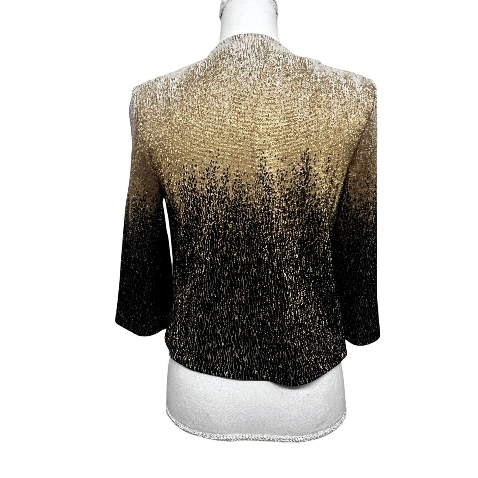 St. John St. John Vintage Metallic Float Knit Button Up Crop Jacket 4 Size S / US 4 / IT 40 - 2 Thumbnail
