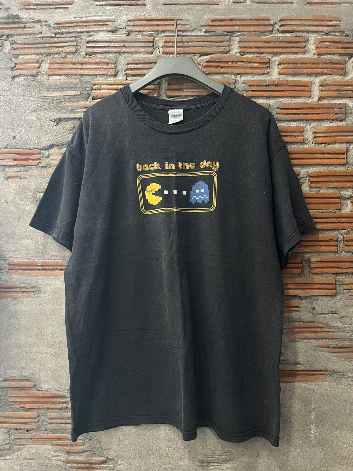 Nintendo Vintage PAC MAN back in the day nintendo 00’s Tshirt Size US XL / EU 56 / 4 - 2 Thumbnail