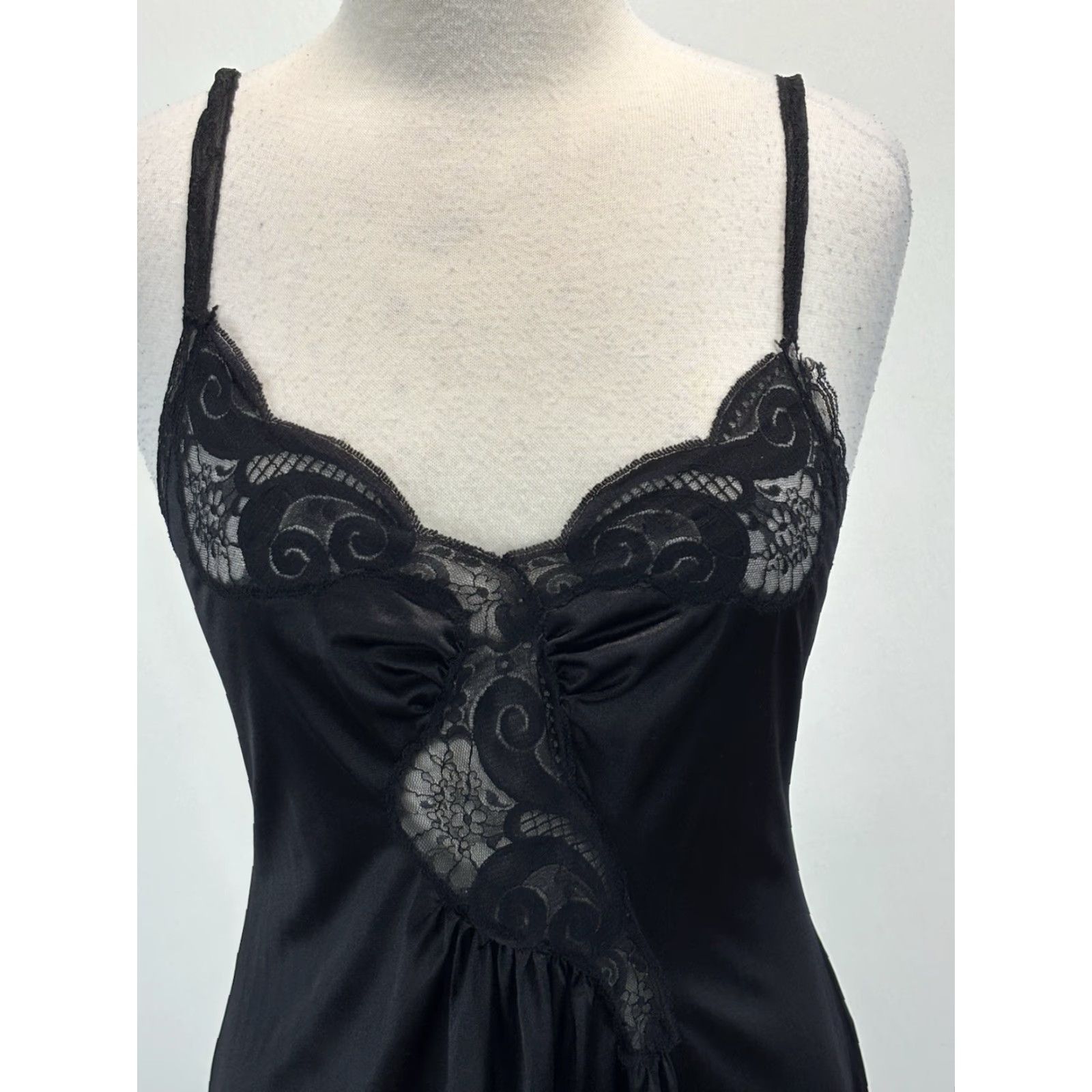 Vintage VINTAGE Kayser Nylon Nightgown Women’s M Black Lace Inserts Long 70s Made USA Womens Size ONE SIZE - 6 Thumbnail