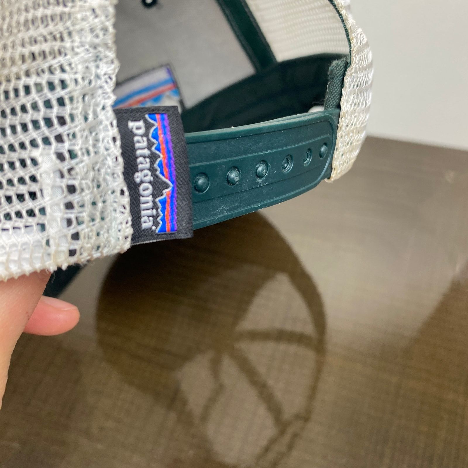 Patagonia Patagonia P-6 Logo Mesh Trucker Hat Snapback Gorpcore Size ONE SIZE - 8 Thumbnail