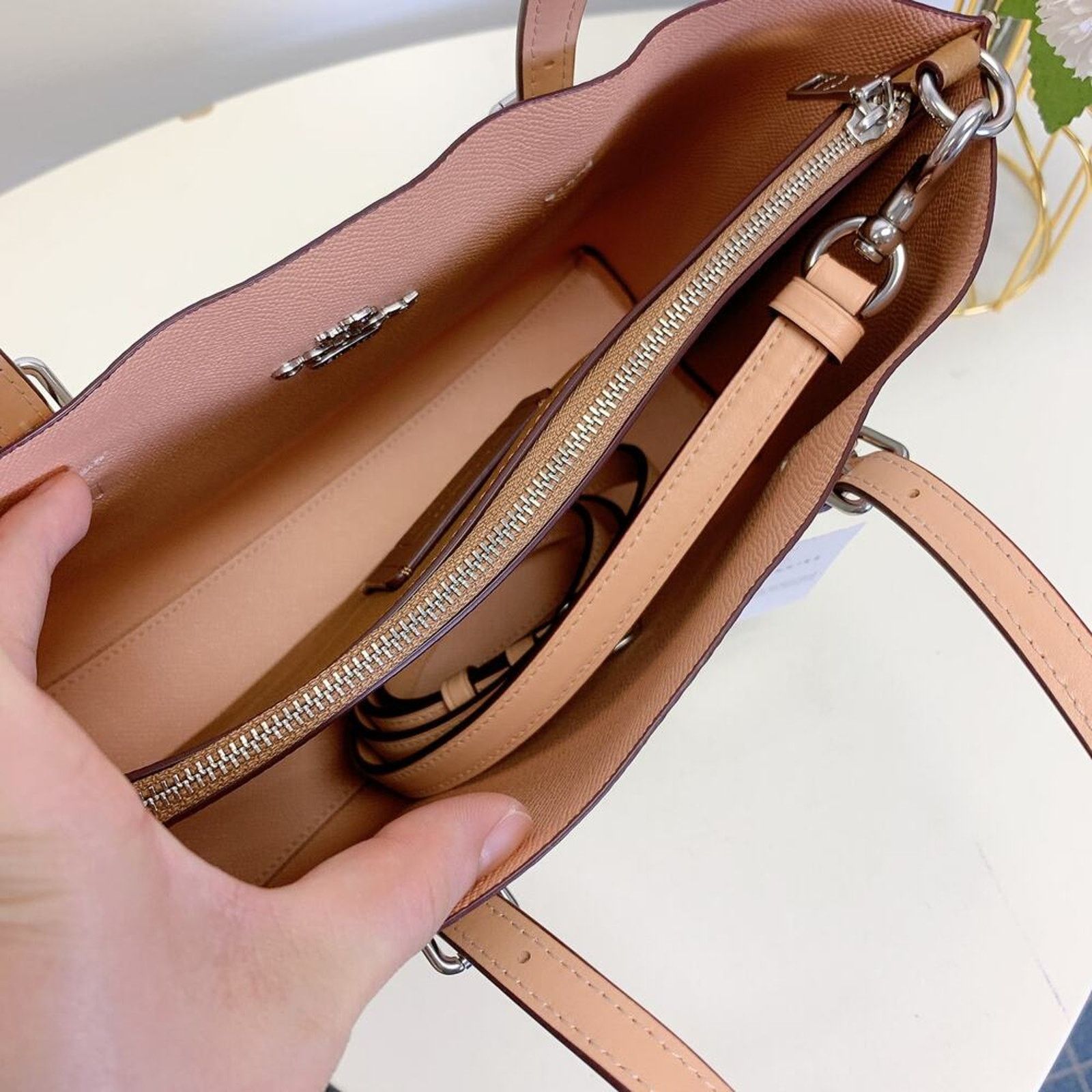 Coach Coach C4250 Mollie Tote 25 In Signature Canvas IN Light Size ONE SIZE - 5 Thumbnail