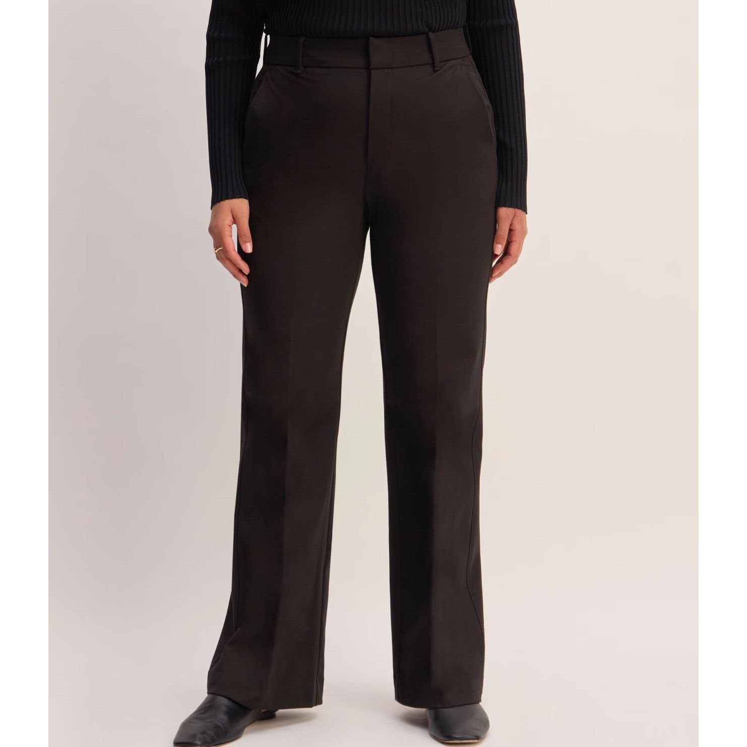 Everlane NWOT Everlane The Bi-Stretch Flare Pant In Black Size 00 Size 24" / US 00 / IT 34 - 2 Thumbnail