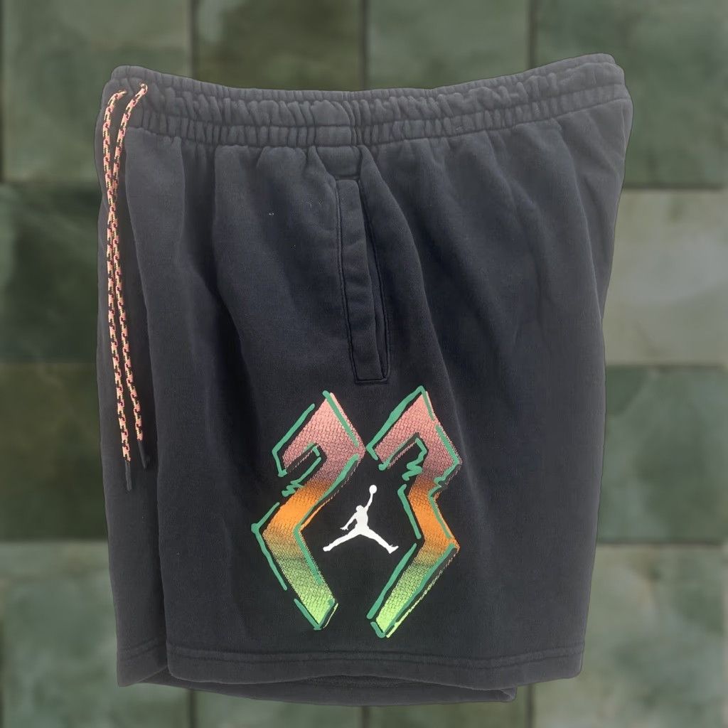 Nike VINTAGE Nike Air Jordan Retro Sweat Shorts Mens Large White 90s Jumpman Activewear Size US 33 - 1 Thumbnail