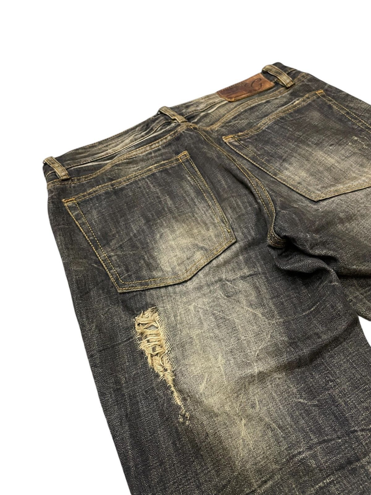 Japanese Brand G.O.A Pierced & Studded Honeycomb Claw Mark Mud Flare Jeans Size US 30 / EU 46 - 18 Thumbnail
