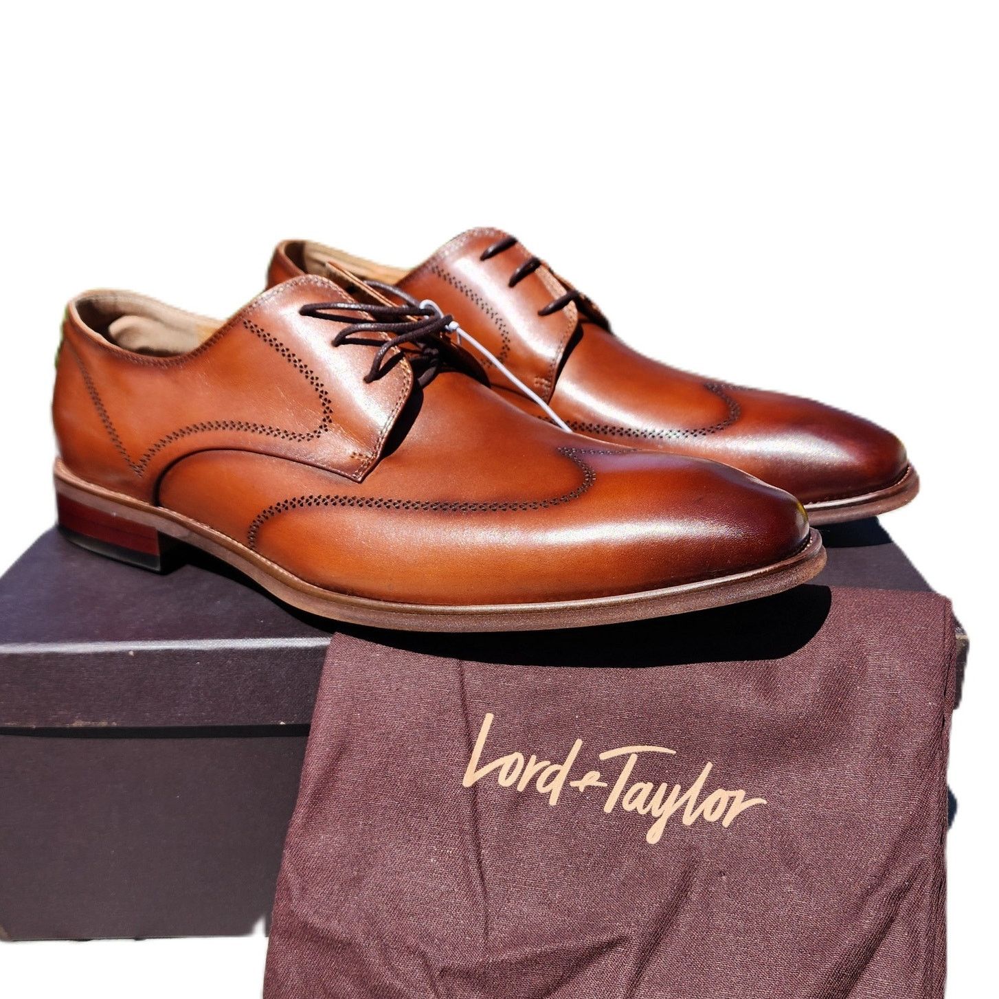 Lord & Taylor Lord & Taylor Lafayette Leather Wingtip Oxfords 11 Size US 11 / EU 44 - 1 Thumbnail